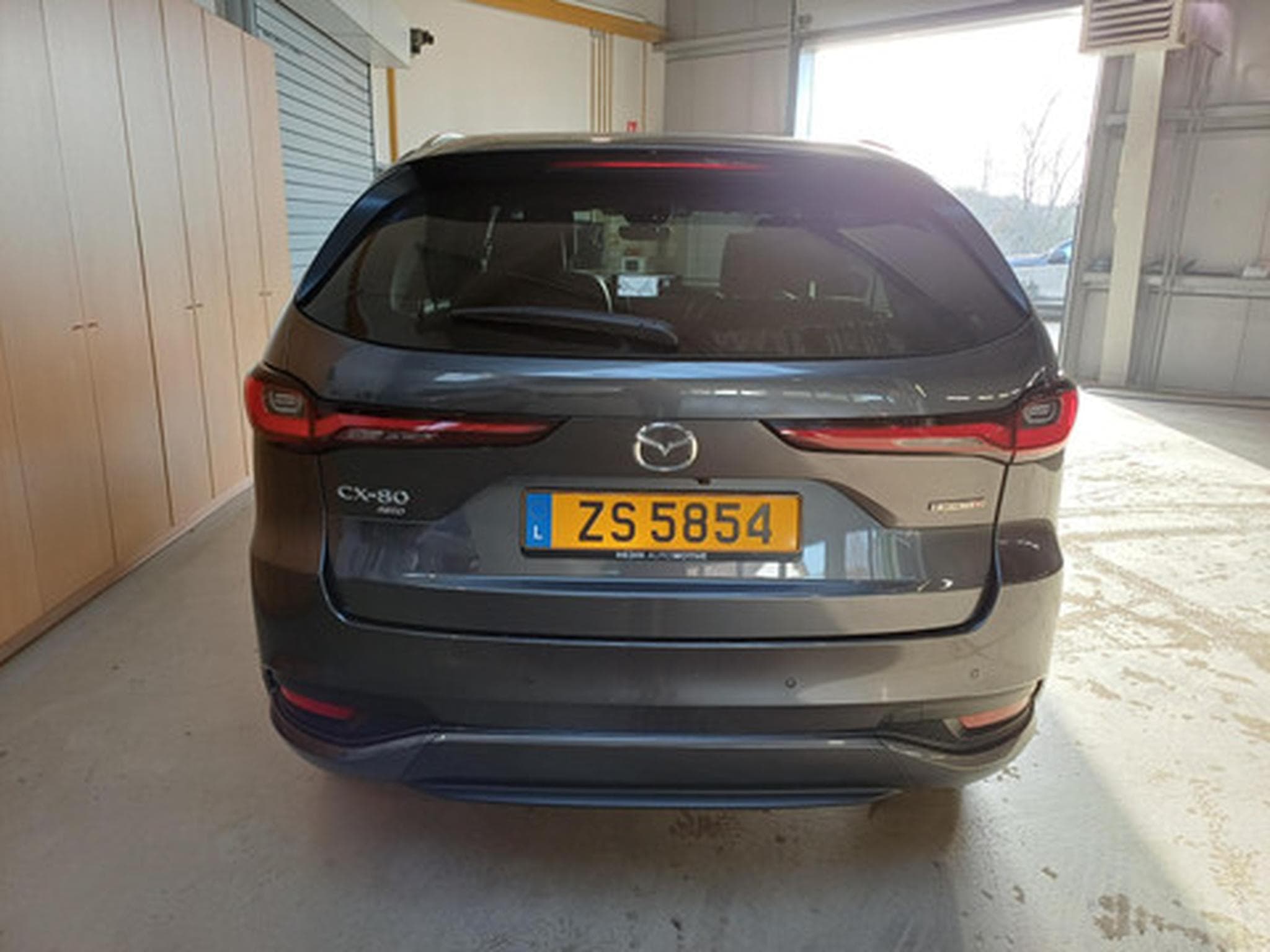 Mazda CX-80 3.3 187kW Auto Homura AWD +C&S+6pl. (2025) - Photo 6