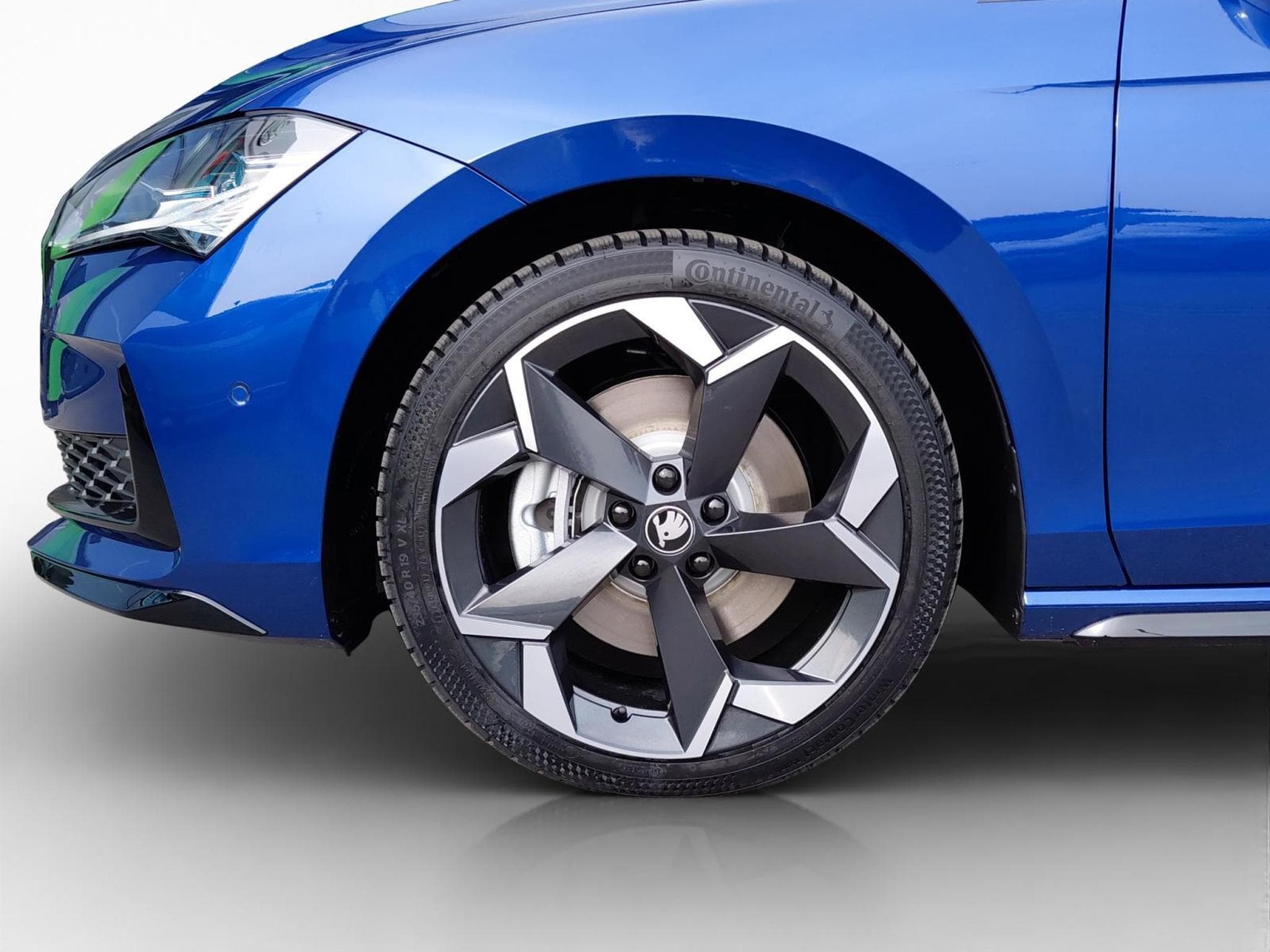 Skoda Superb Sportline (2026) - Photo 8