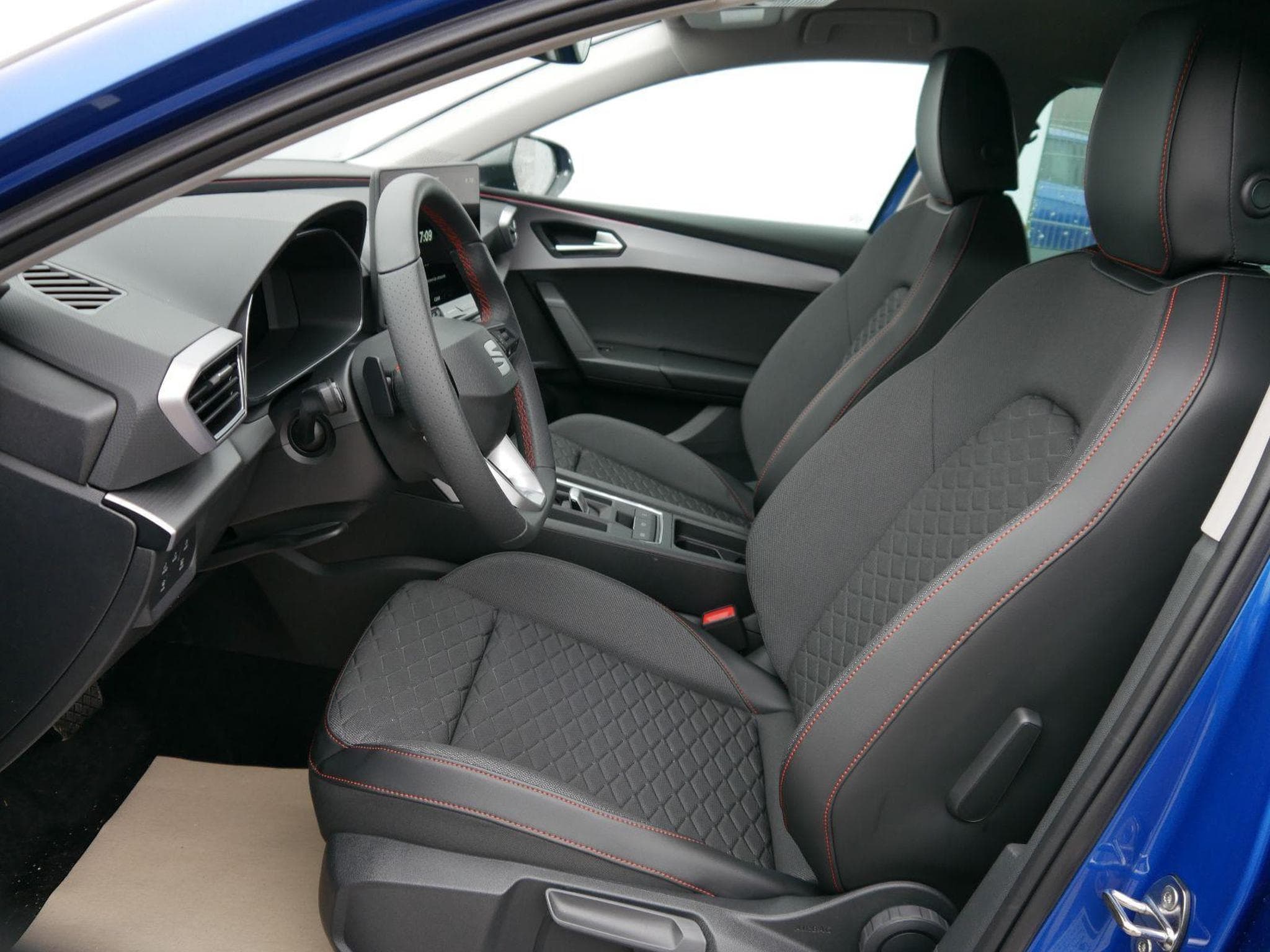 Seat Leon FR (2026) - Photo 9
