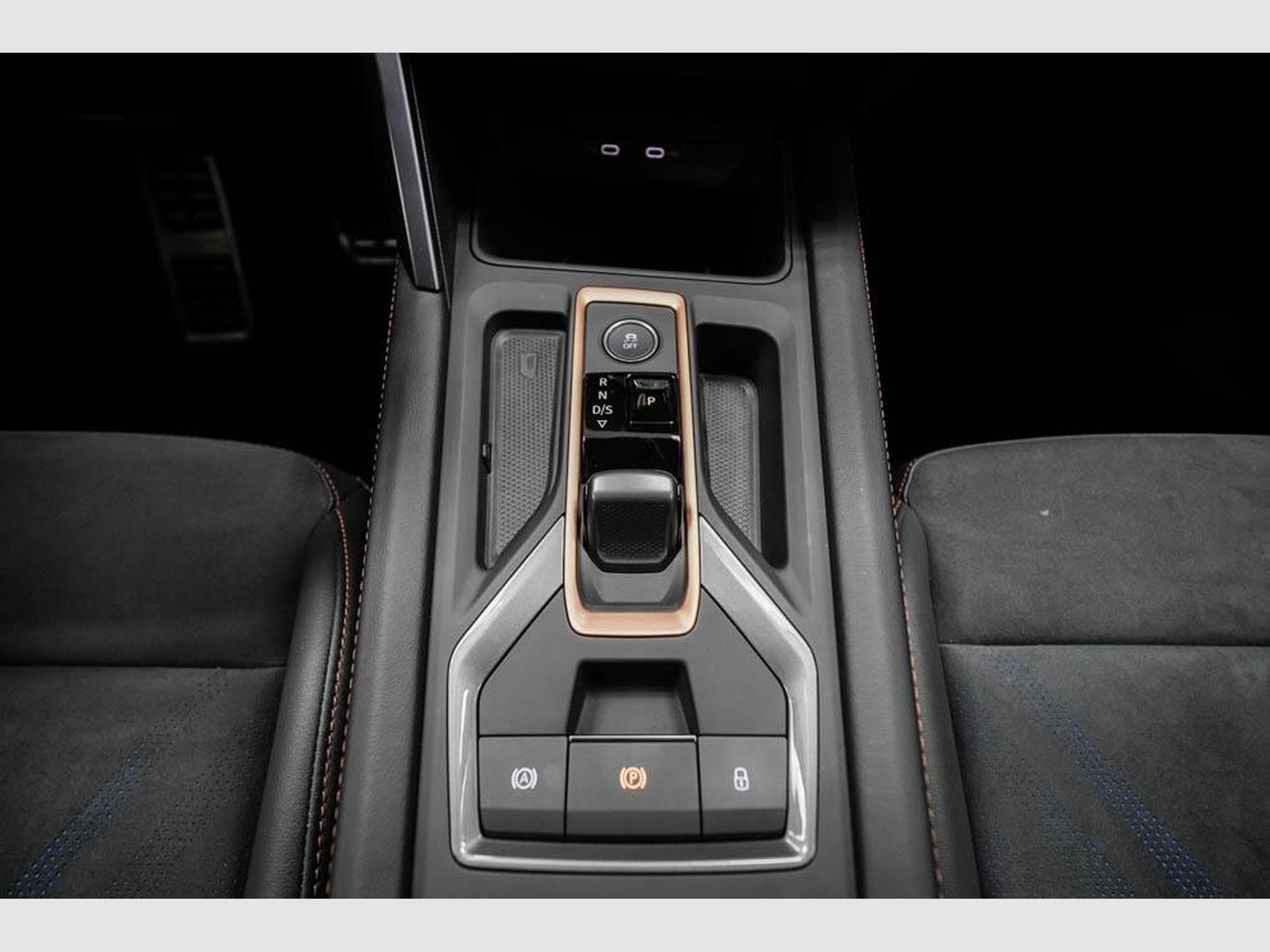 Cupra Leon ST 2,0 TSI (2025) - Photo 12