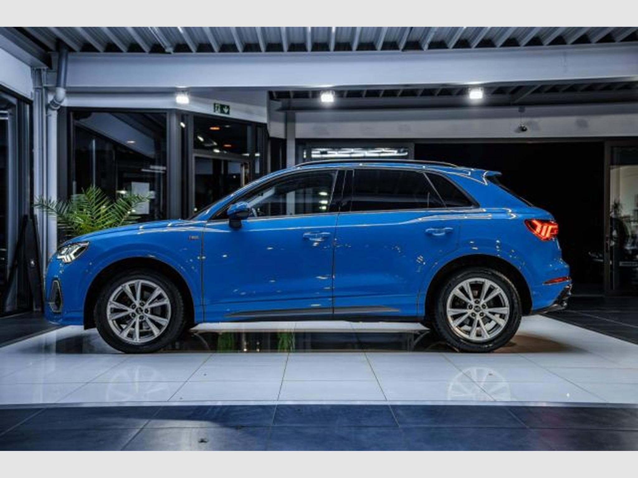 Audi Q3 Q3 35 TDI S-tronic S-Line NAVI LED PDC VIRTUAL (2022) - Photo 11