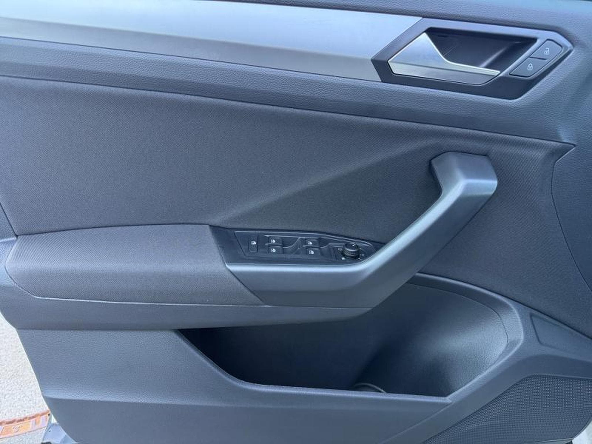 VW T-Roc New Life 30 Years Edition DSG / Essence (2026) - Photo 19