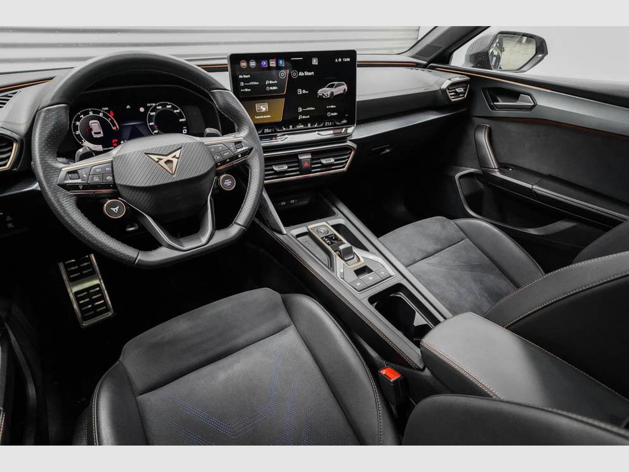 Cupra Leon ST 2,0 TSI (2025) - Photo 6