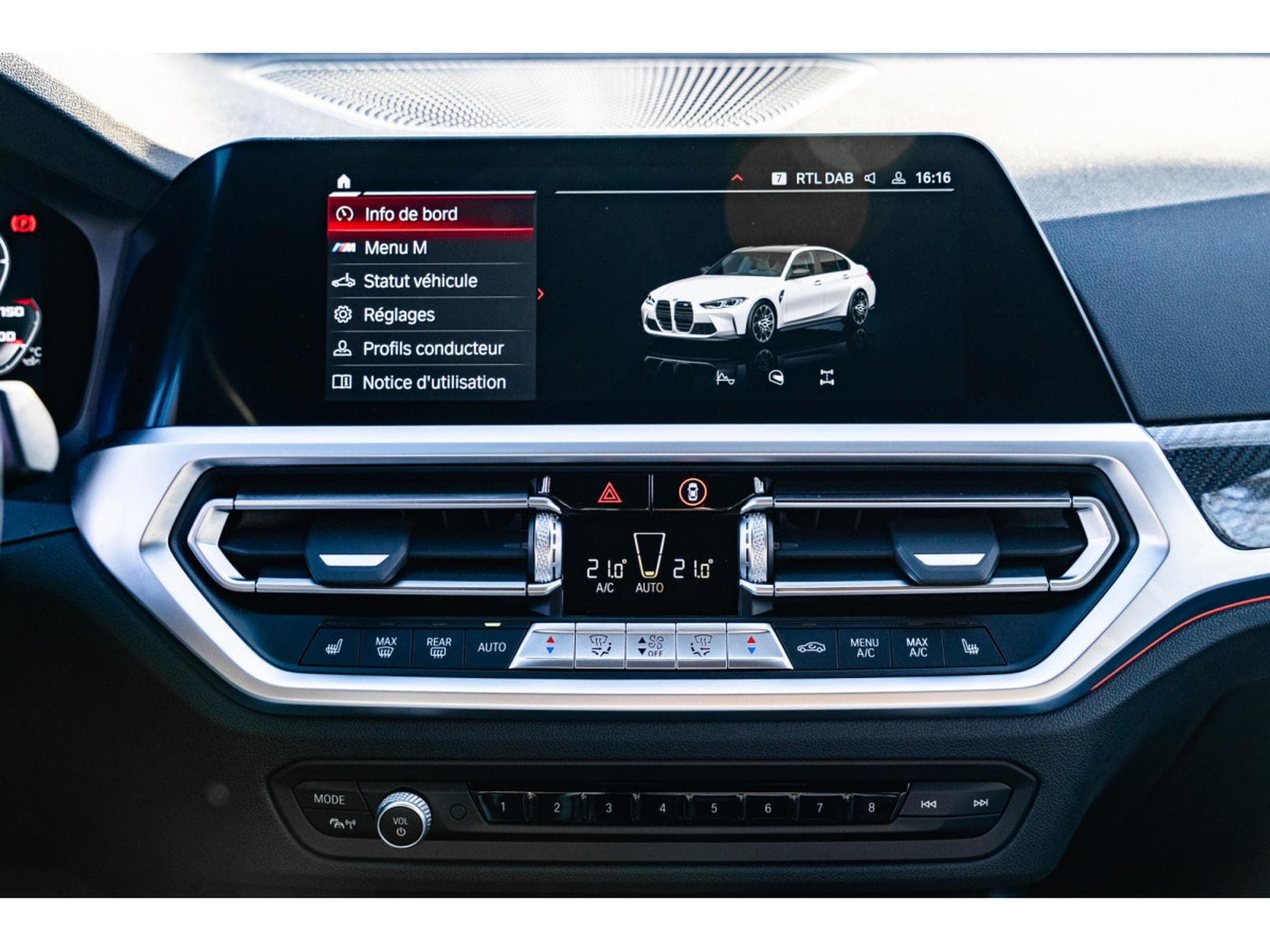 BMW M3 Competition M xDrive - Sièges Baquets M Carbon - Laserlight (2022) - Photo 15
