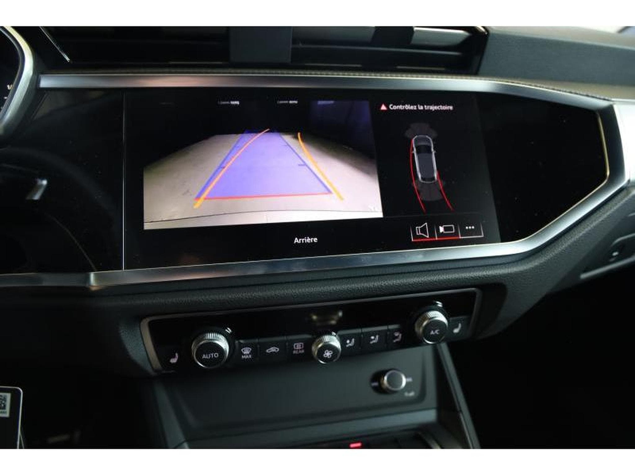 Audi Q3 Sportback (2025) - Photo 6