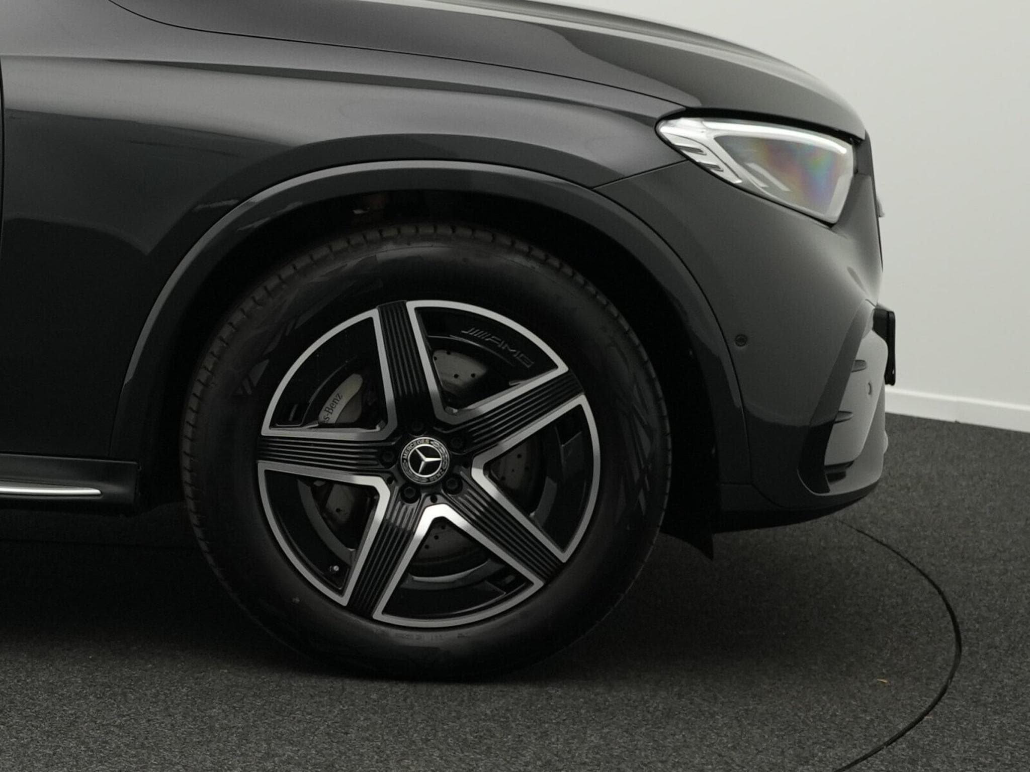 Mercedes GLC 300 d 4M AMG-Line LED+AHK+Night+Memo+Kamera (2024) - Photo 6