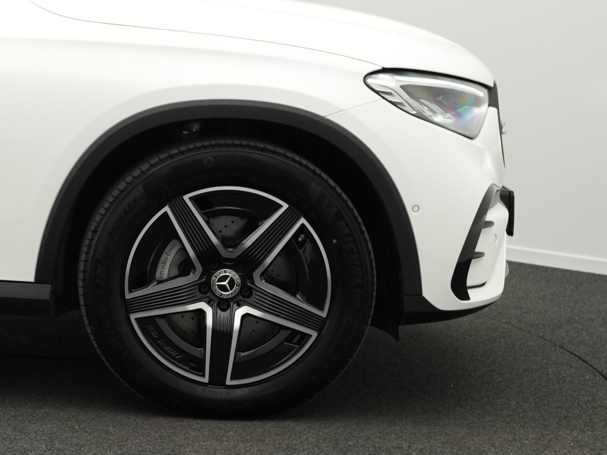 Mercedes GLC 300 d 4M AMG-Line LED+AHK+Night+Memo+Kamera (2024) - Photo 6