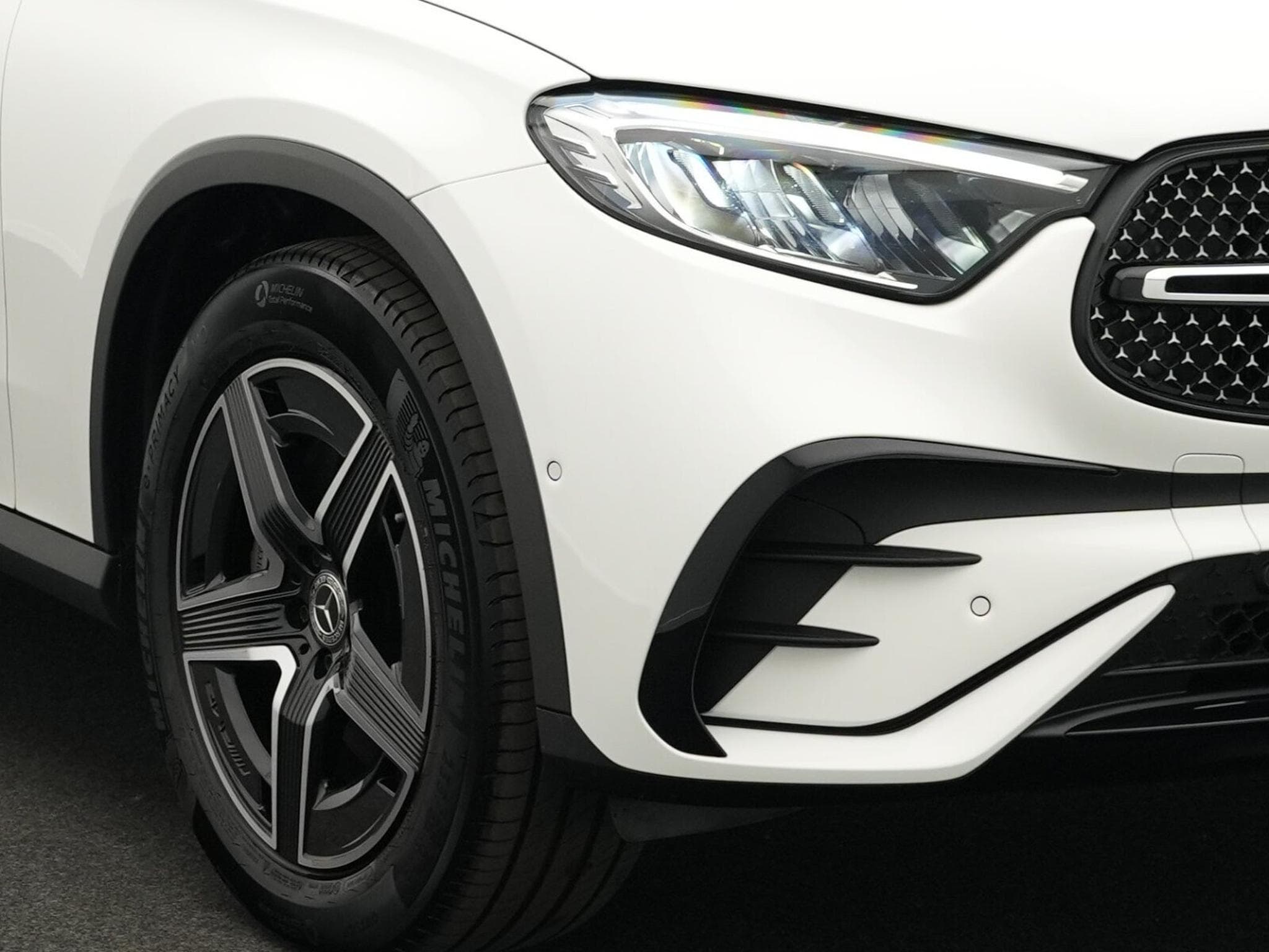 Mercedes GLC 300 d 4M AMG-Line LED+AHK+Night+Memo+Kamera (2024) - Photo 7