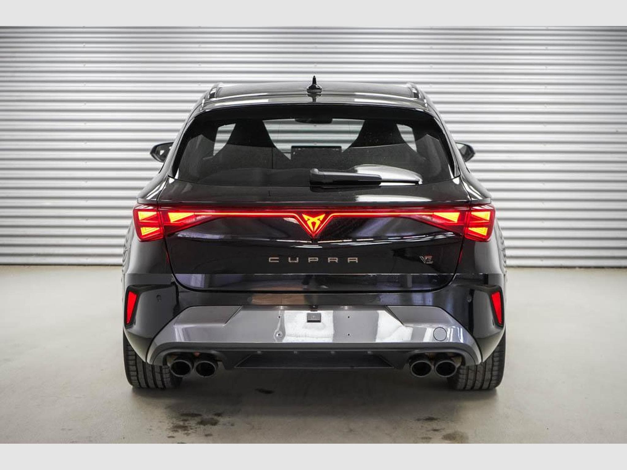 Cupra Leon ST 2,0 TSI (2025) - Photo 4