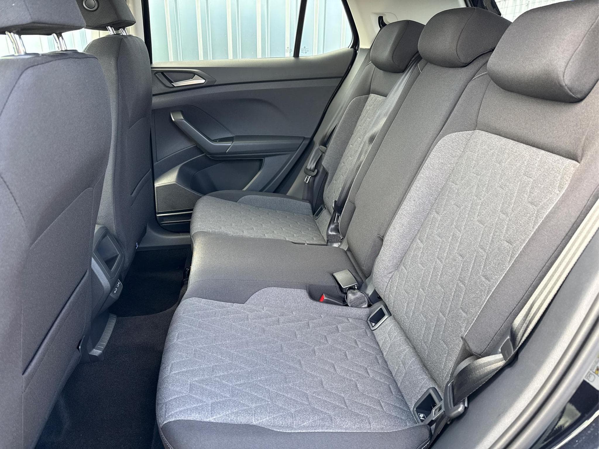VW T-Cross Limited Edition 1,5 (2026) - Photo 9