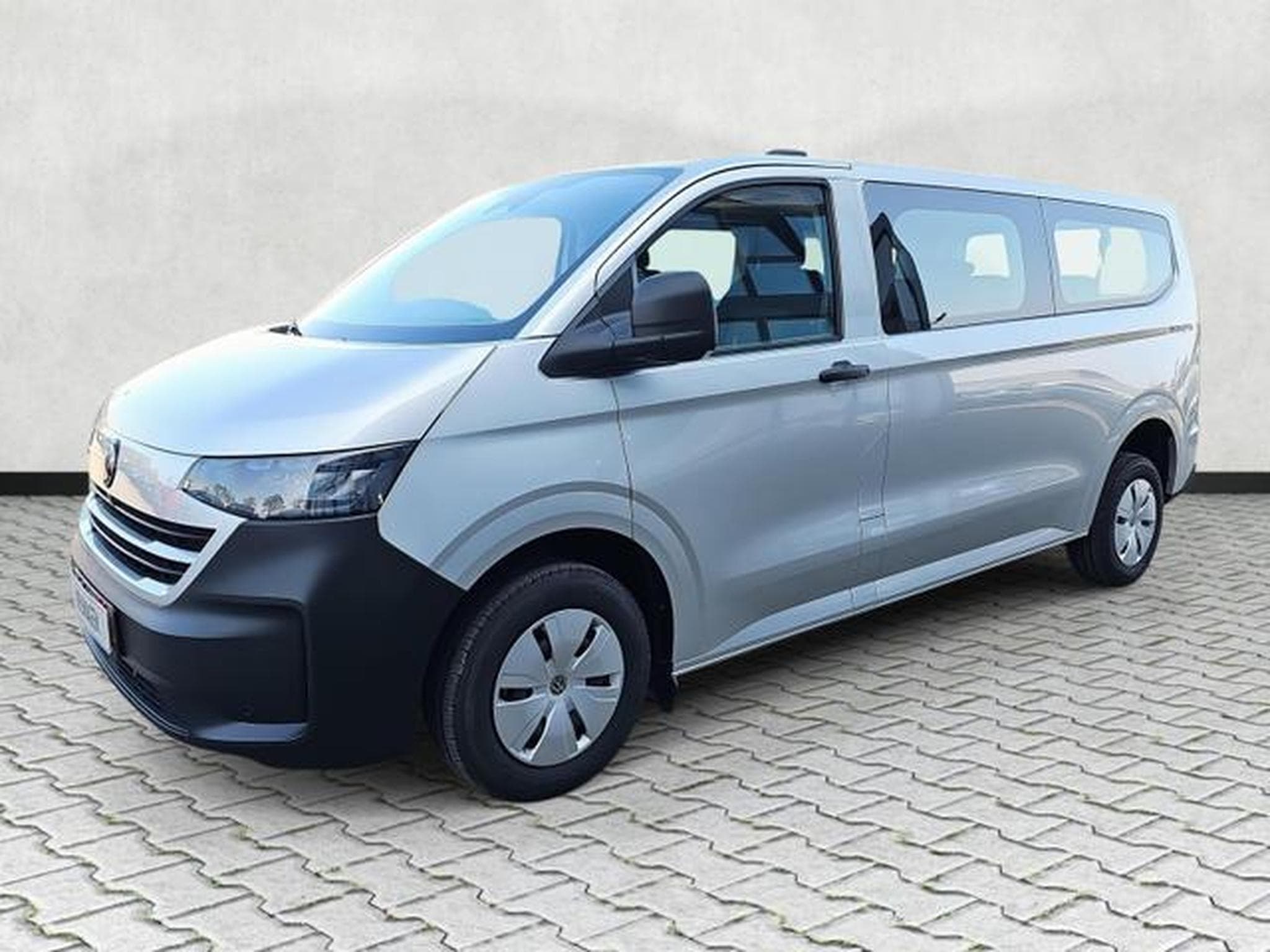 VW T7 2.0 TDI 81 kW LR (2025) - Photo 3