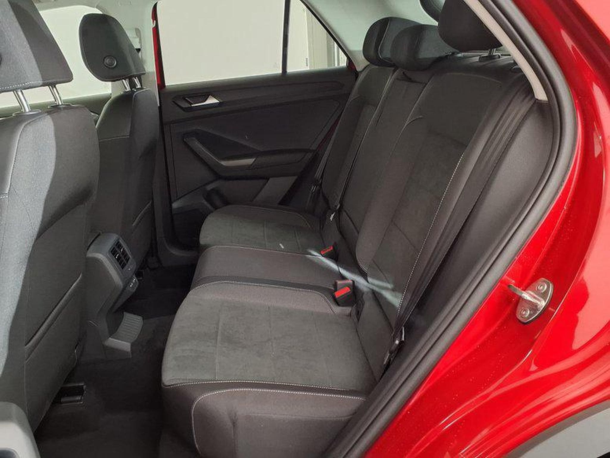 VW T-Roc Style 1.5 TSI 7-Gang-DSG (2026) - Photo 10
