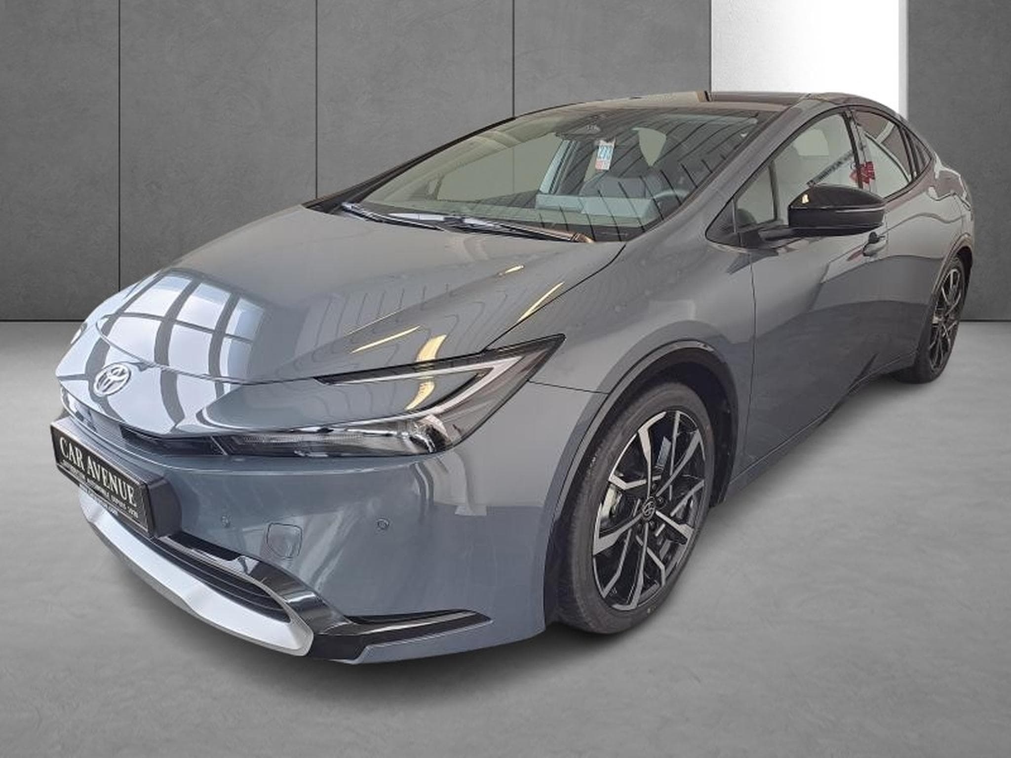 Toyota Prius Premium Plus PHEV (2024) - Photo 30