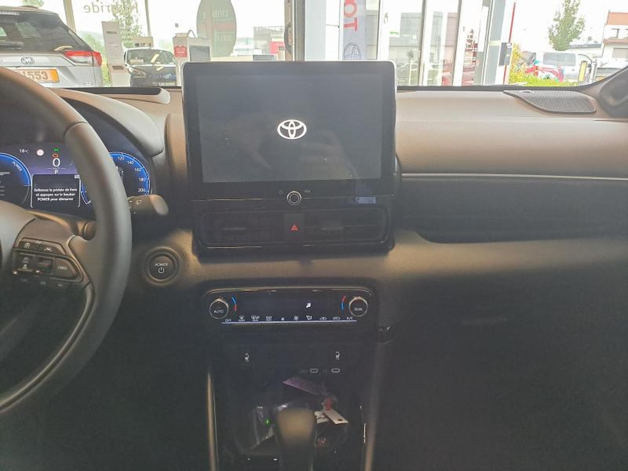 Toyota Yaris Style (2024) - Photo 14