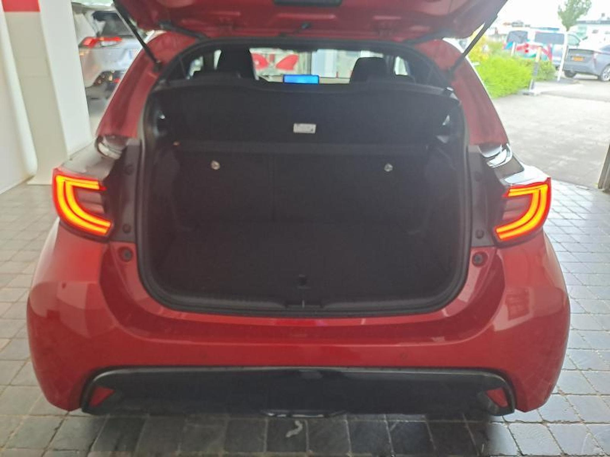 Toyota Yaris Style (2024) - Photo 17