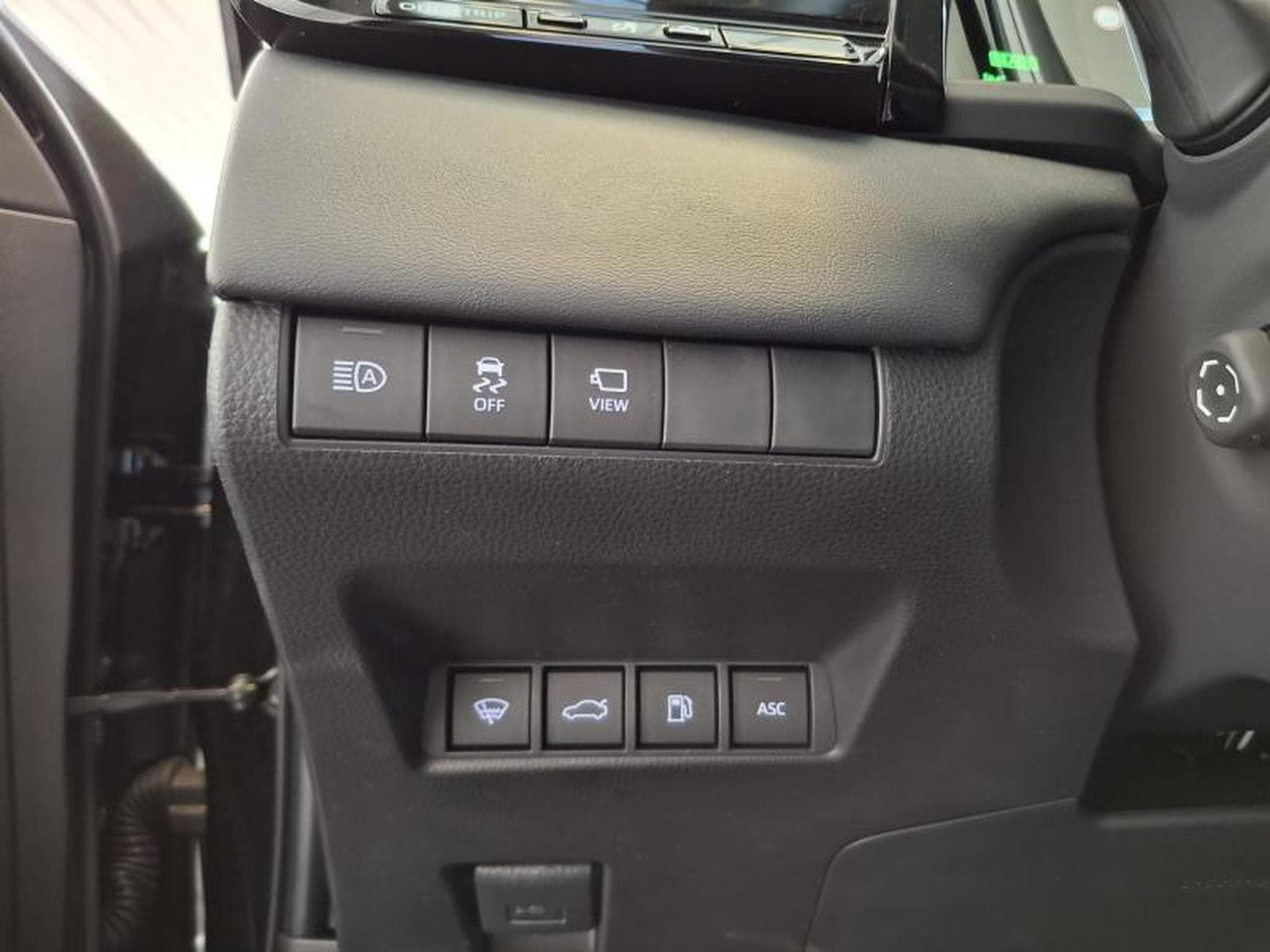 Toyota Mirai PREMIUM (2025) - Photo 17