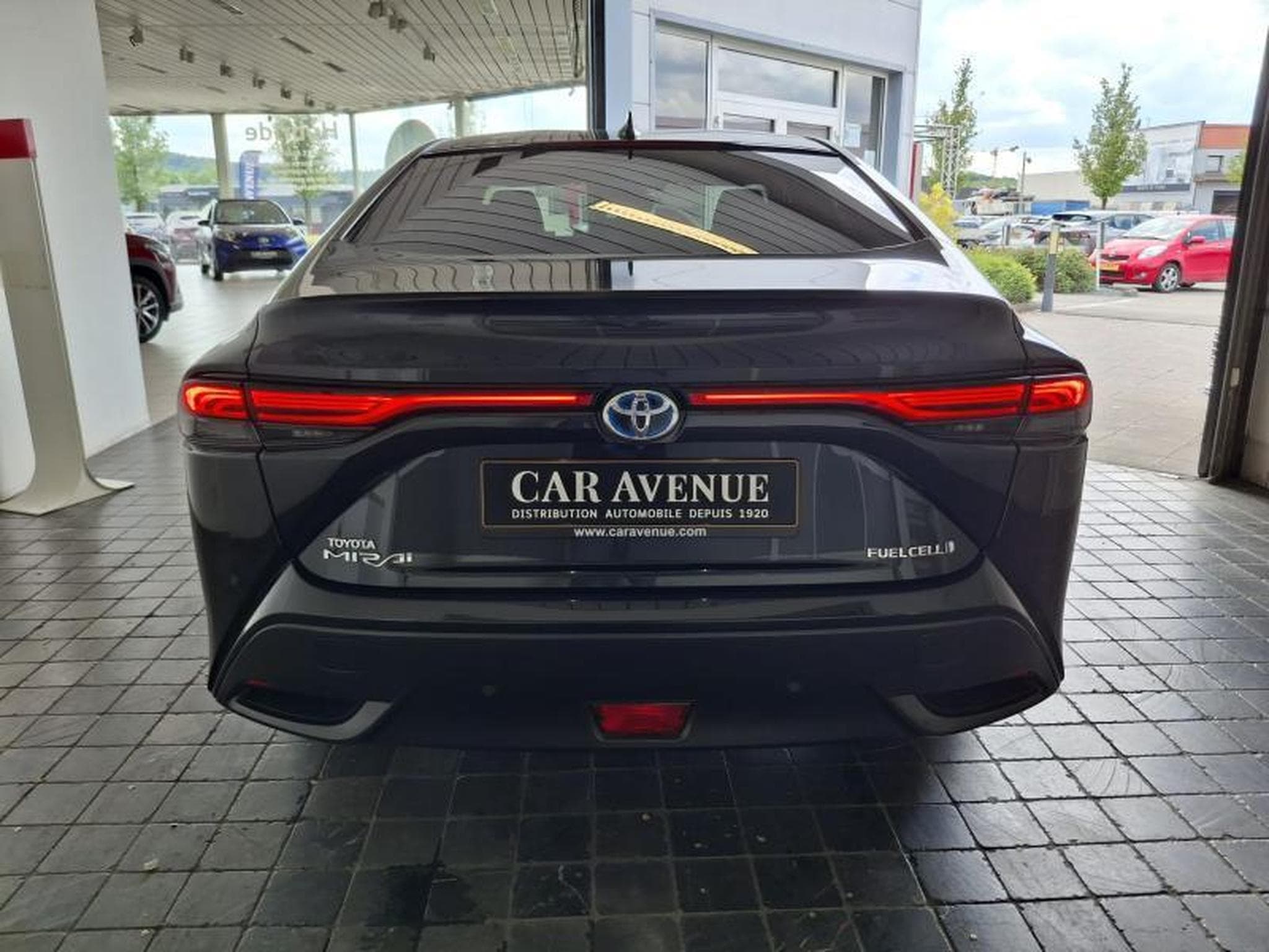 Toyota Mirai PREMIUM (2025) - Photo 7