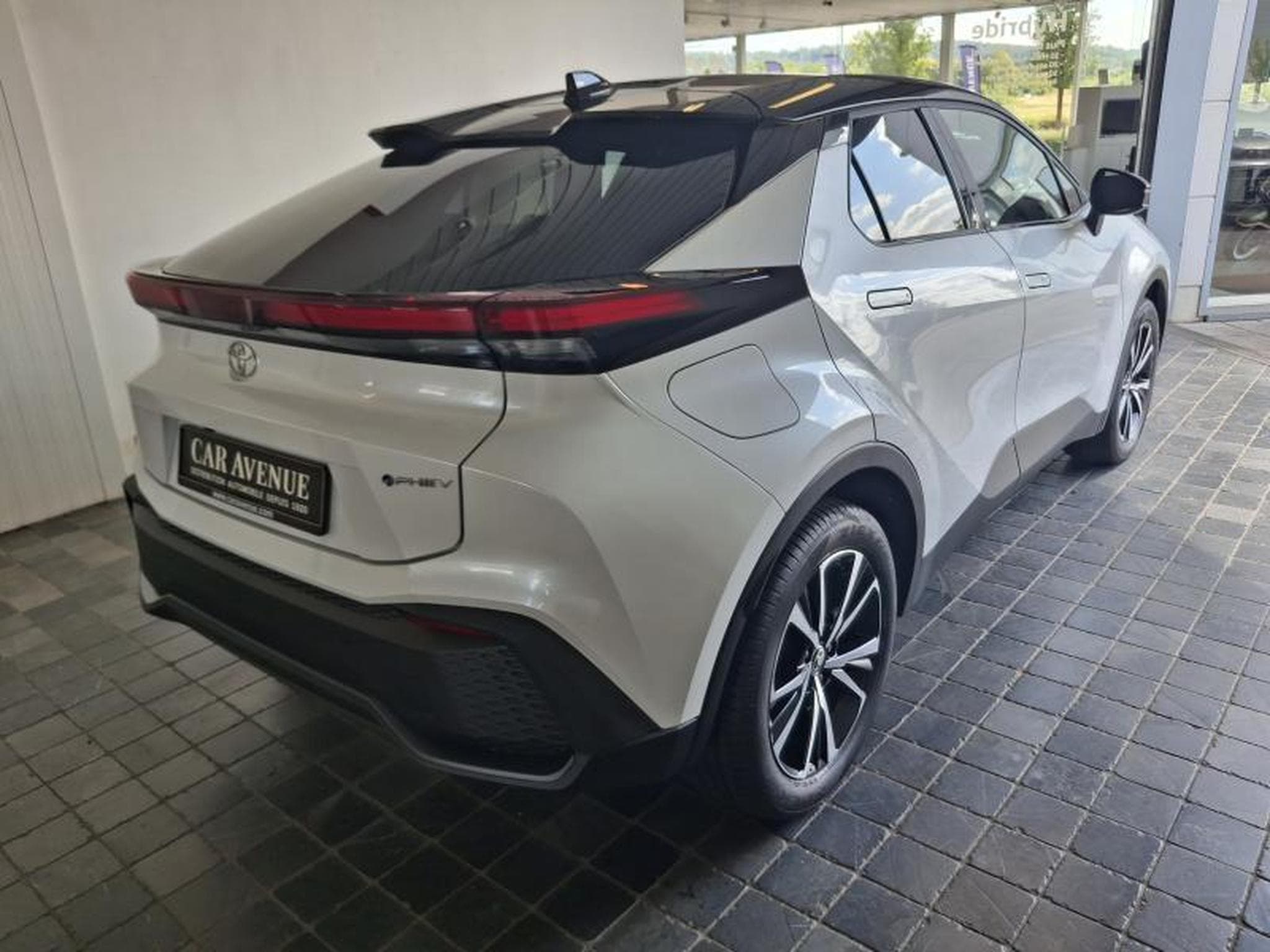 Toyota C-HR Elite PHEV (2025) - Photo 4