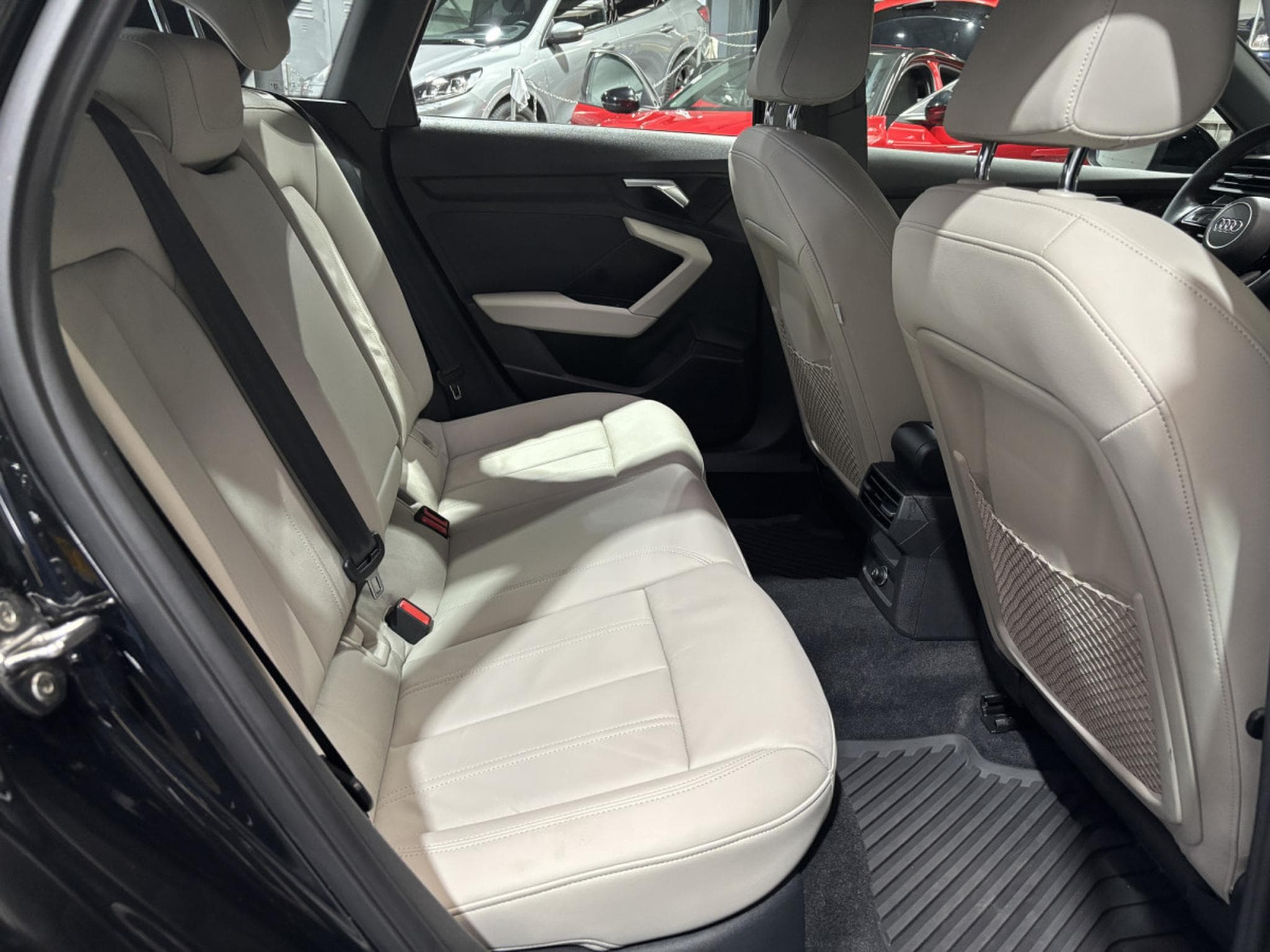 Audi A3 2.0 TDI 200ch SportBack QUATTRO (2021) - Photo 13