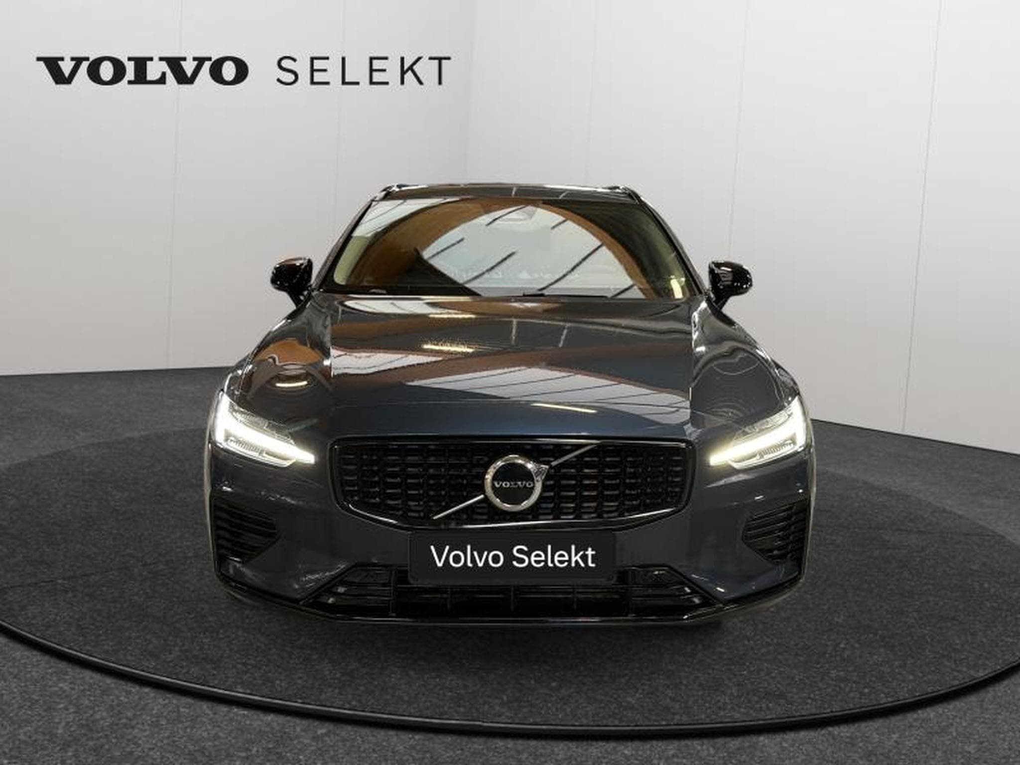 Volvo V60 T6 Ultra Dark / Hybride (2024) - Photo 9