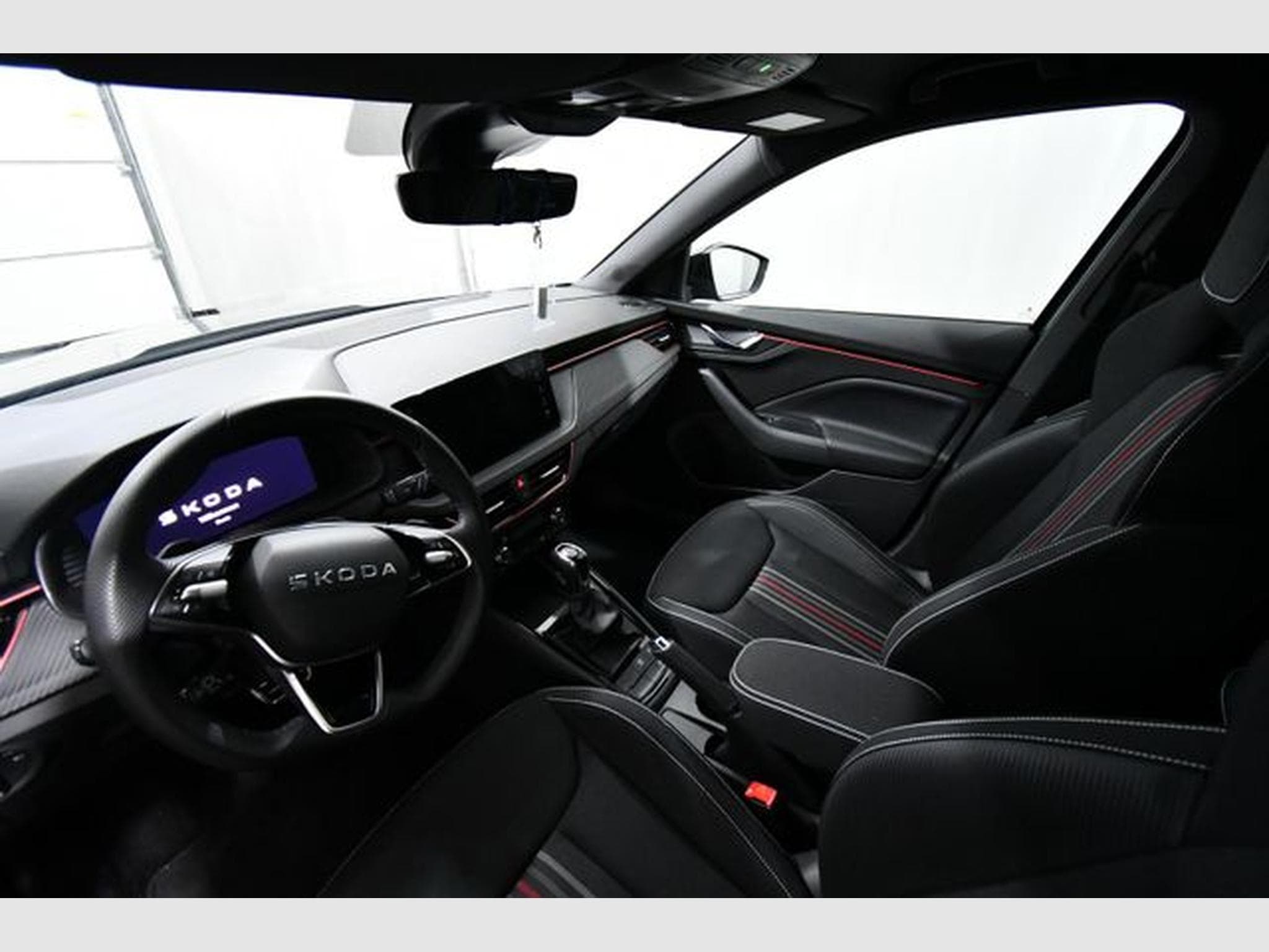 Skoda Kamiq Kamiq Monte Carlo, Pano, 18", Navi (2025) - Photo 6