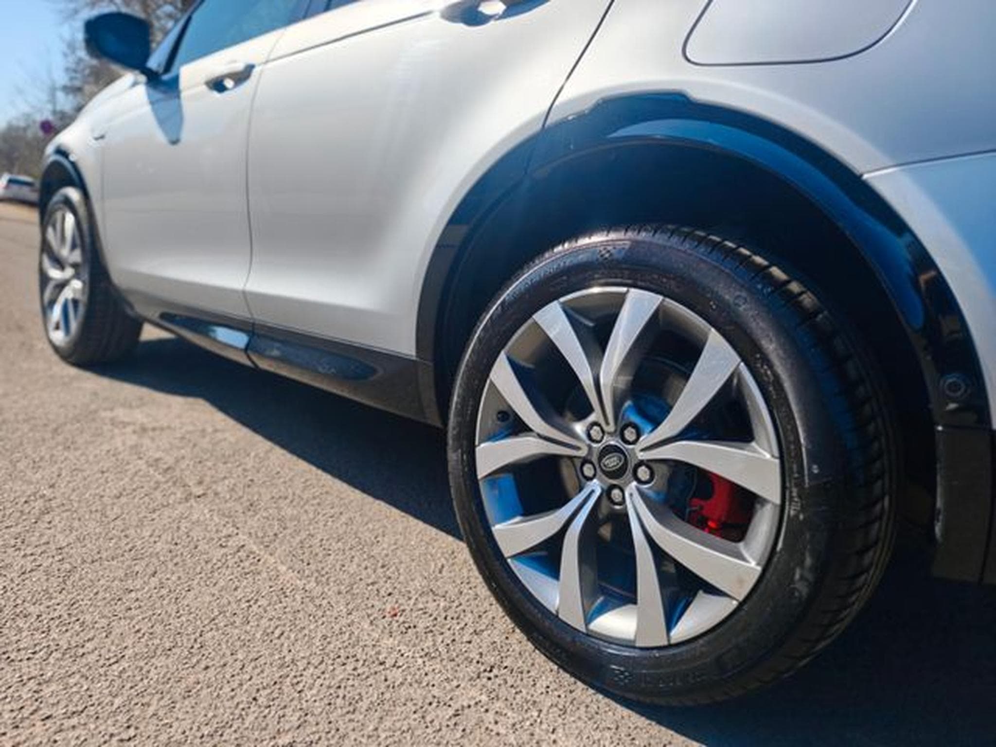 Land-Rover Discovery DISCOVERY SPORT HYBRID*R-DYNAMIC*HSE*AWD*LED* (2024) - Photo 10
