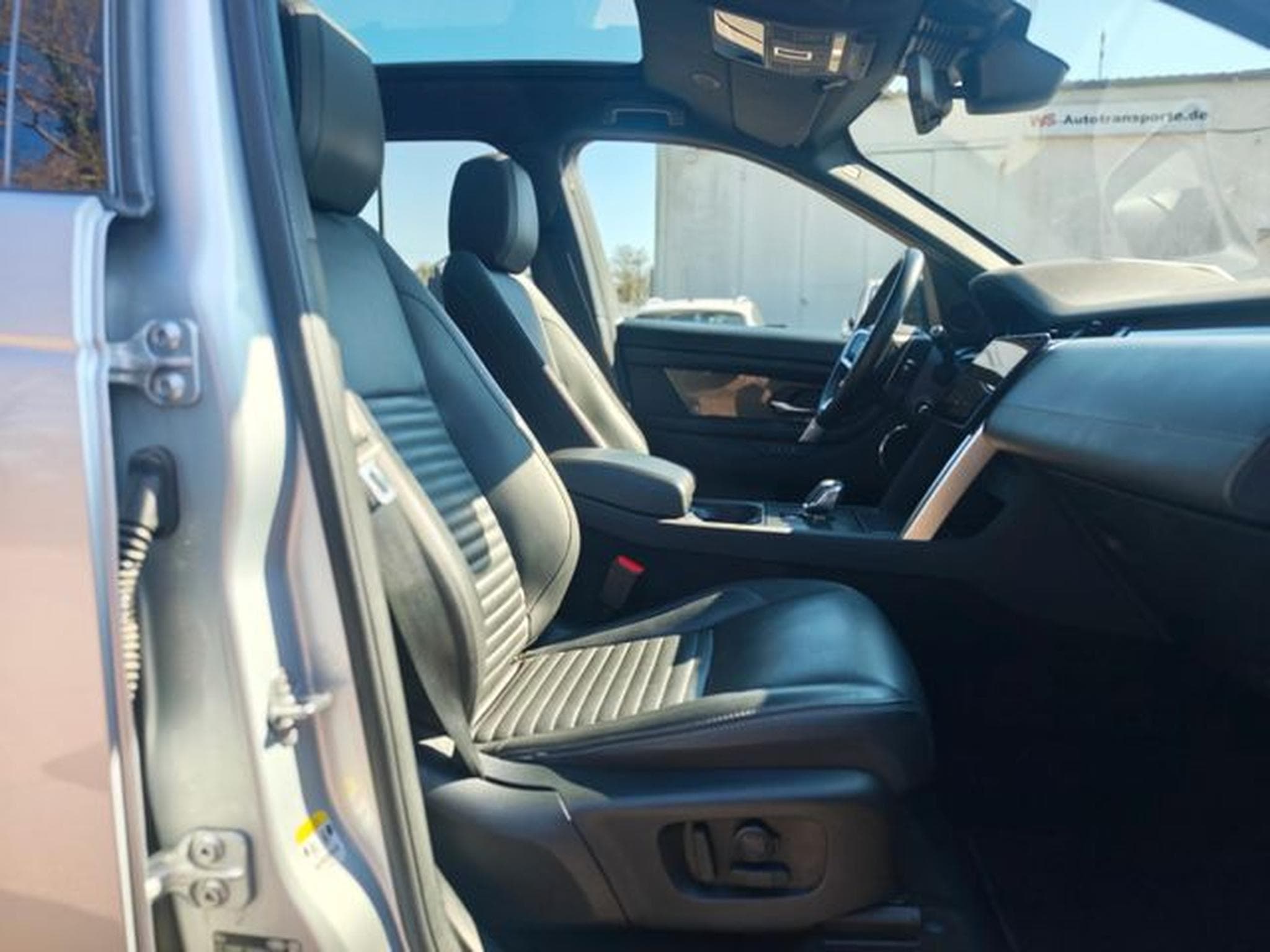 Land-Rover Discovery DISCOVERY SPORT HYBRID*R-DYNAMIC*HSE*AWD*LED* (2024) - Photo 13