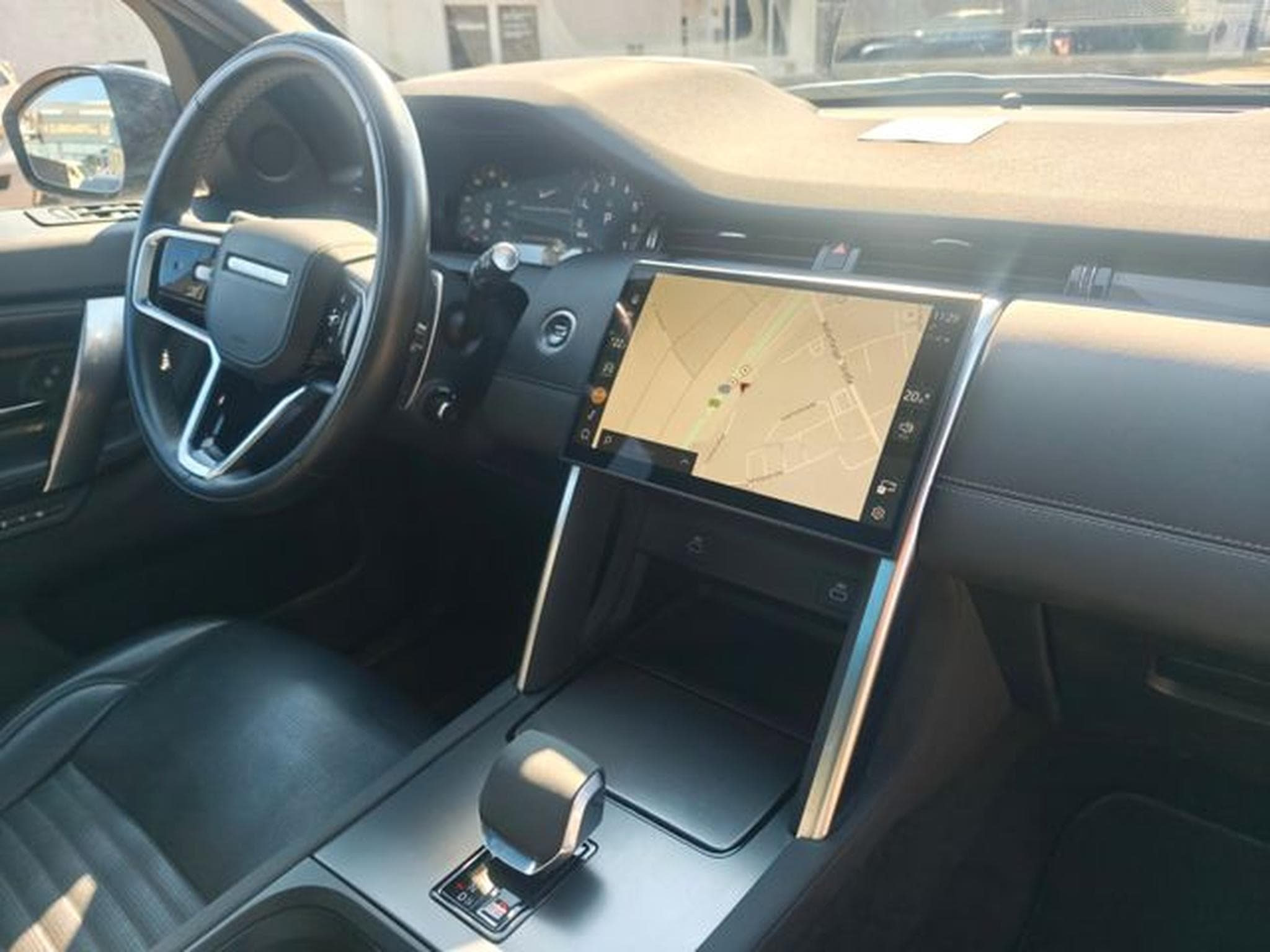 Land-Rover Discovery DISCOVERY SPORT HYBRID*R-DYNAMIC*HSE*AWD*LED* (2024) - Photo 15
