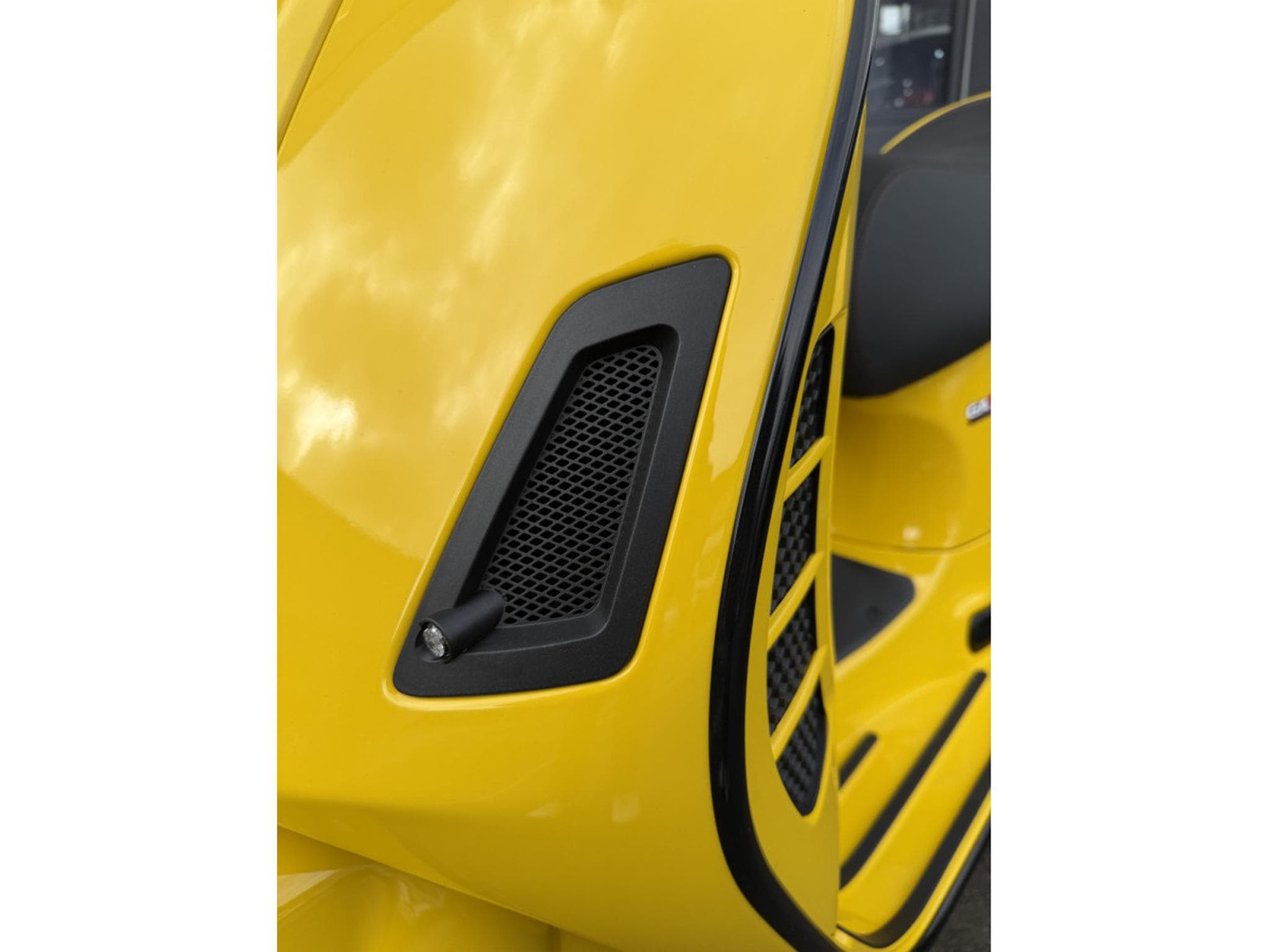 Vespa GTS 300 (2021) - Photo 9