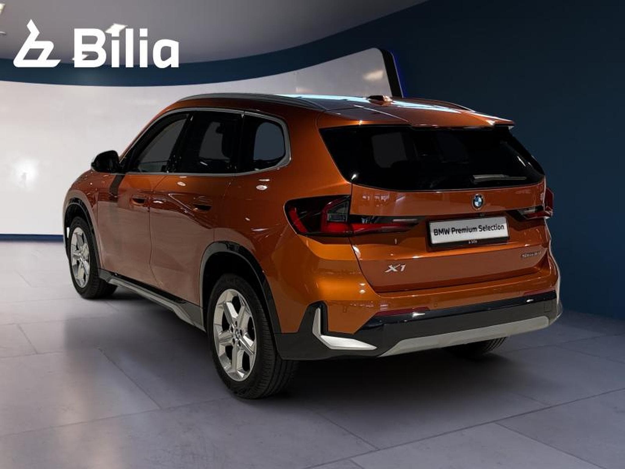 BMW X1 x1 sDrive 18i xLine (2022) - Photo 2