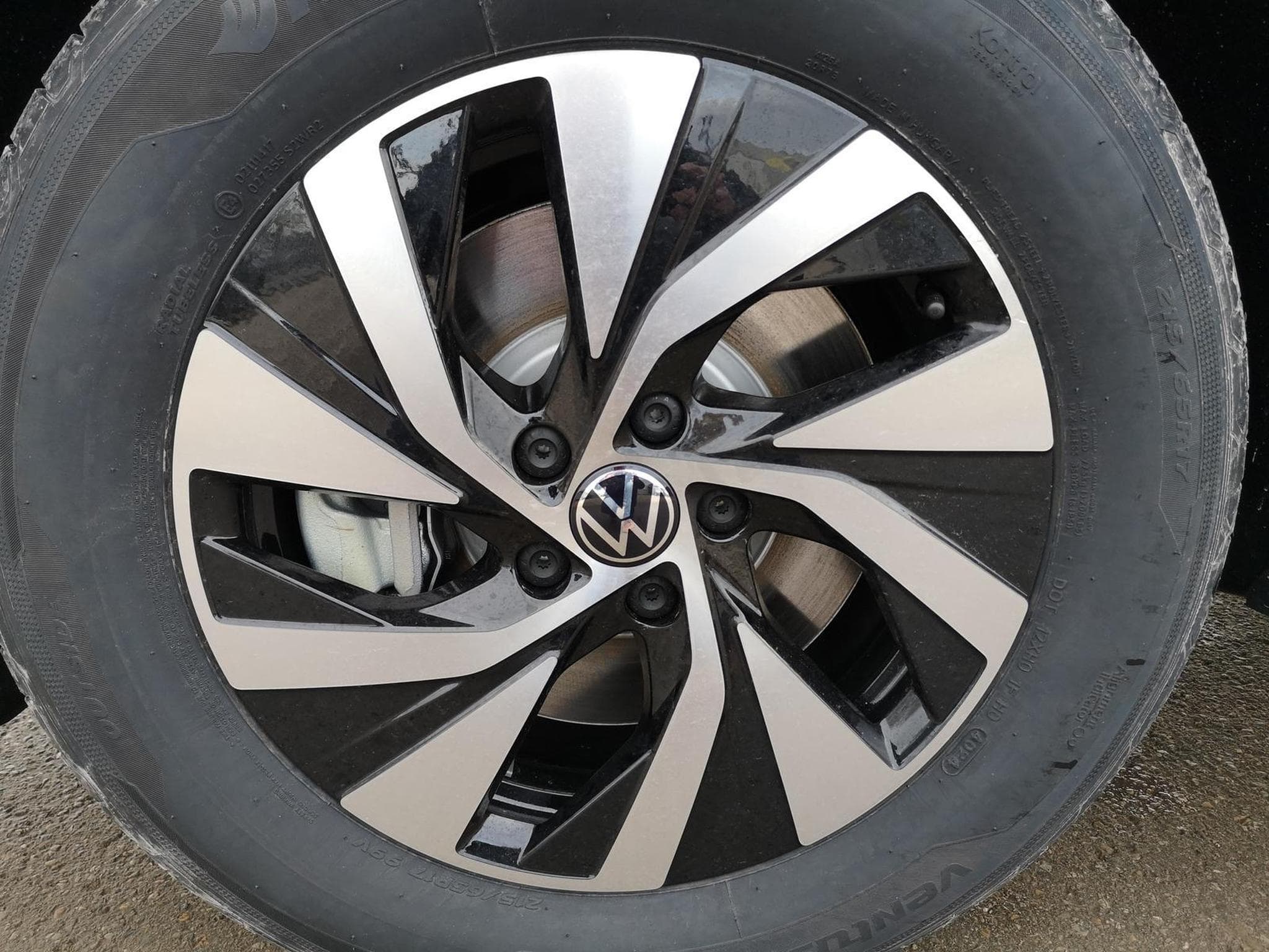 VW Tiguan 2.0 TDI 110 kW Life (2026) - Photo 4