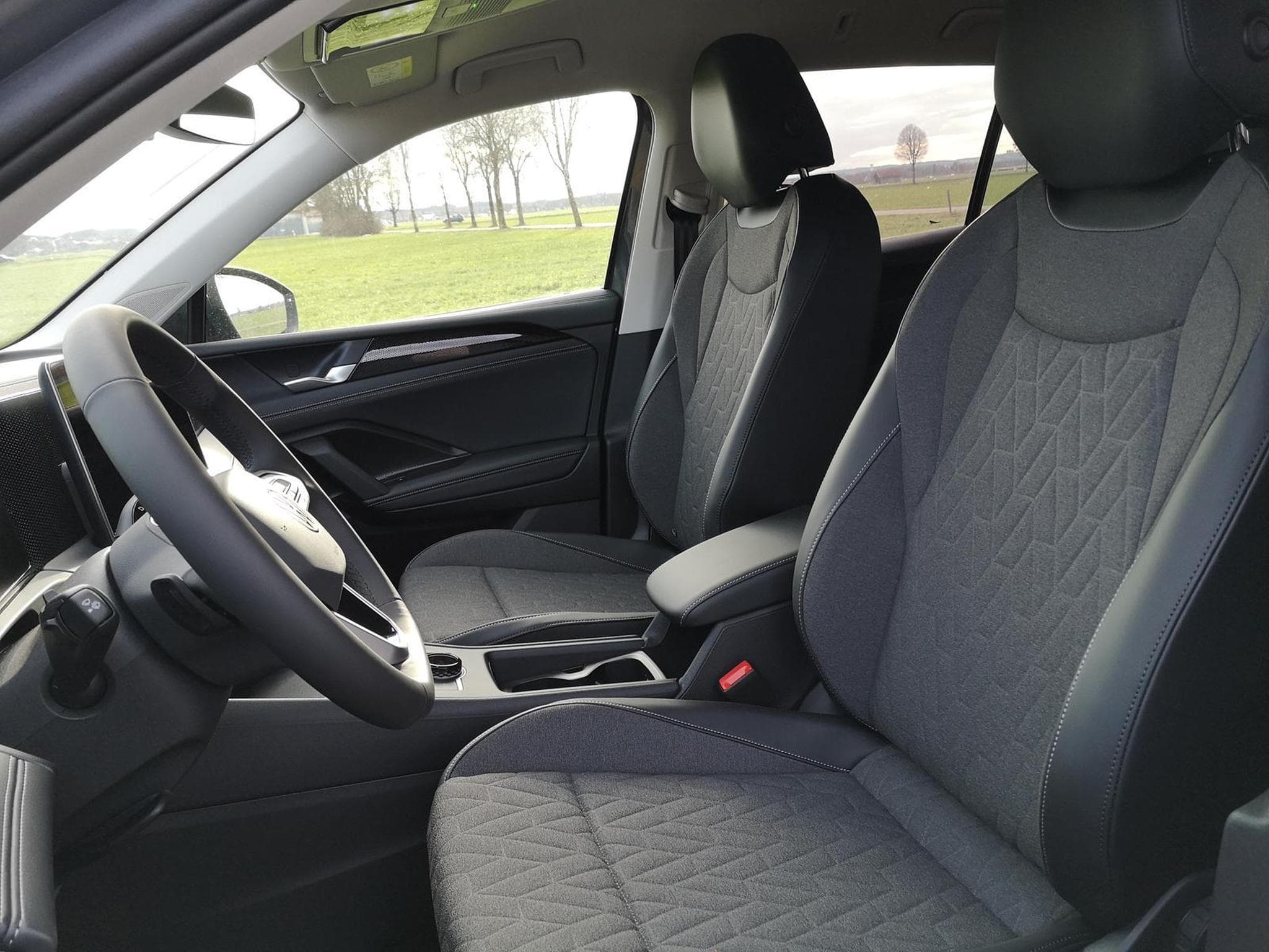 VW Tiguan 2.0 TDI 110 kW Life (2026) - Photo 7