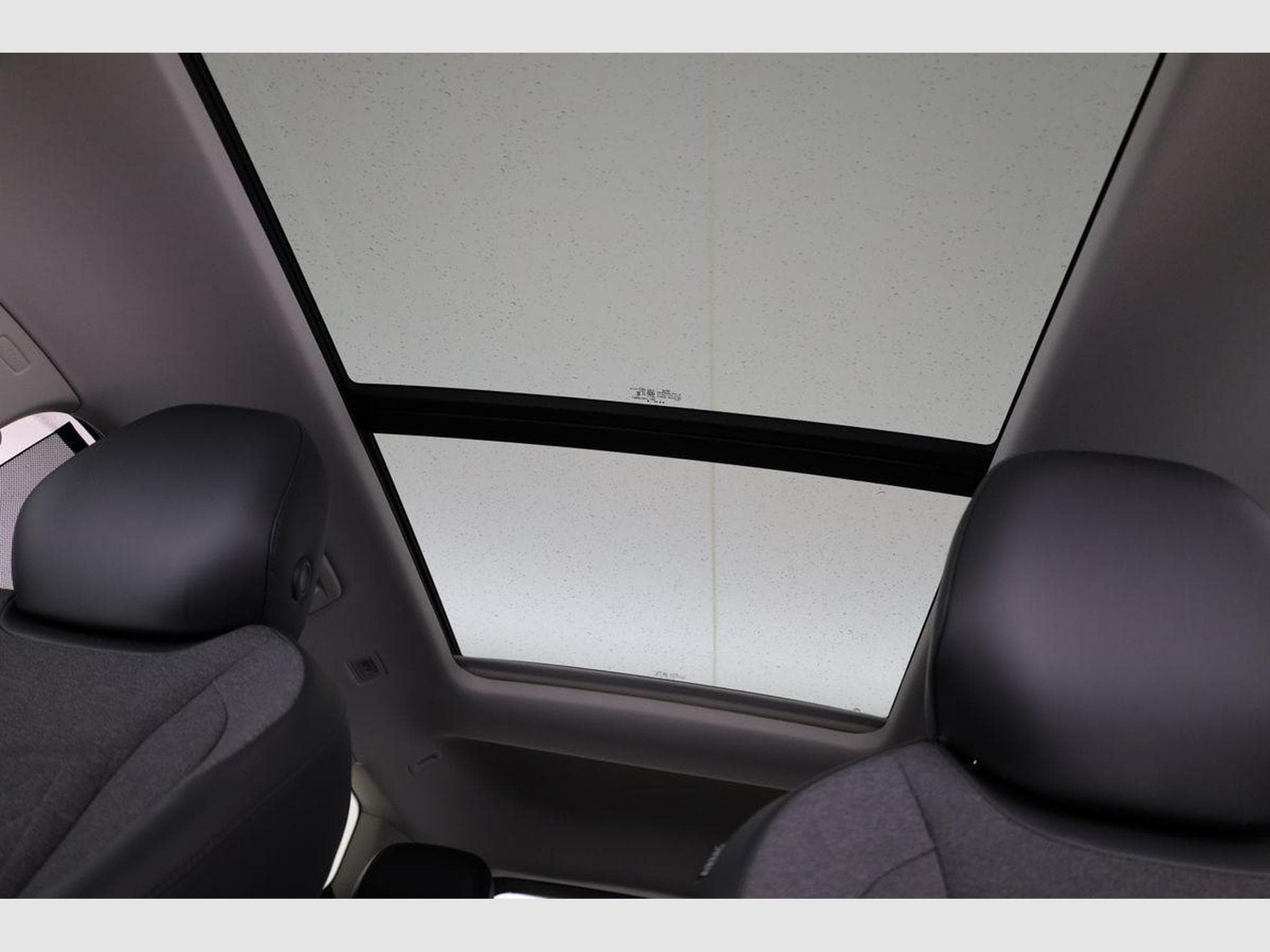 VW Tayron 1.5 TSI eHybrid 150 kW Life (2026) - Photo 10