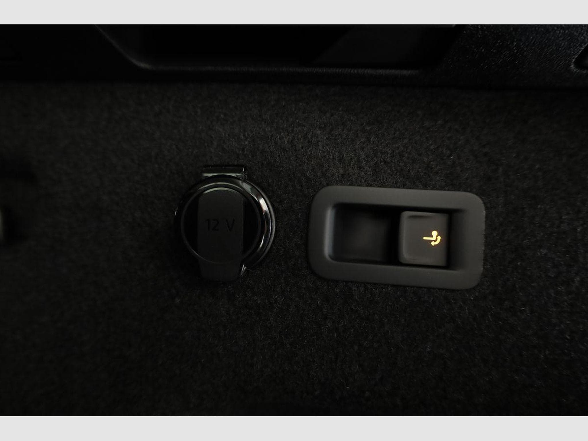VW Tayron 1.5 TSI eHybrid 150 kW Life (2026) - Photo 14