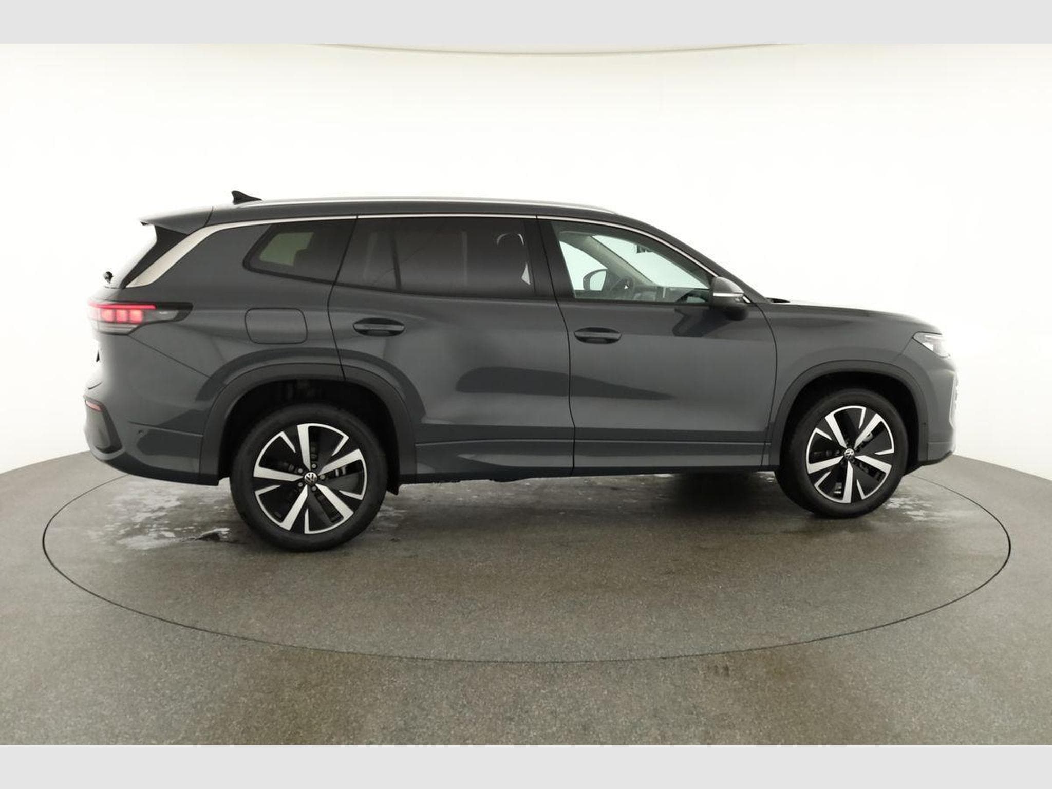 VW Tayron 1.5 TSI eHybrid 150 kW Life (2026) - Photo 22