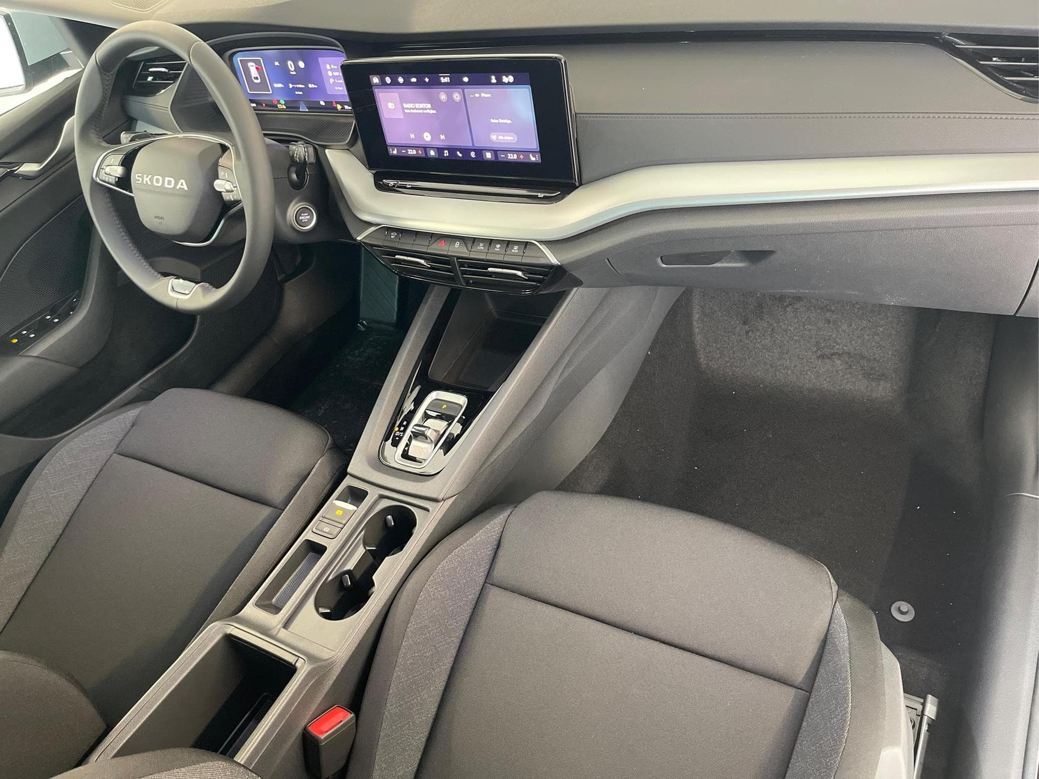 Skoda Octavia Essence (2026) - Photo 13