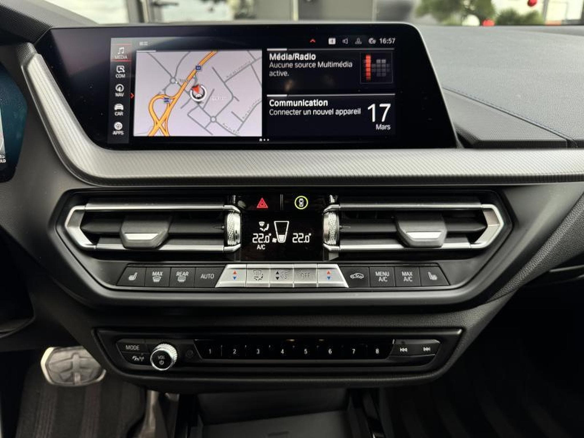 BMW 118 d Pack M/GPS/Camera/Sièges chauffants (2021) - Photo 6