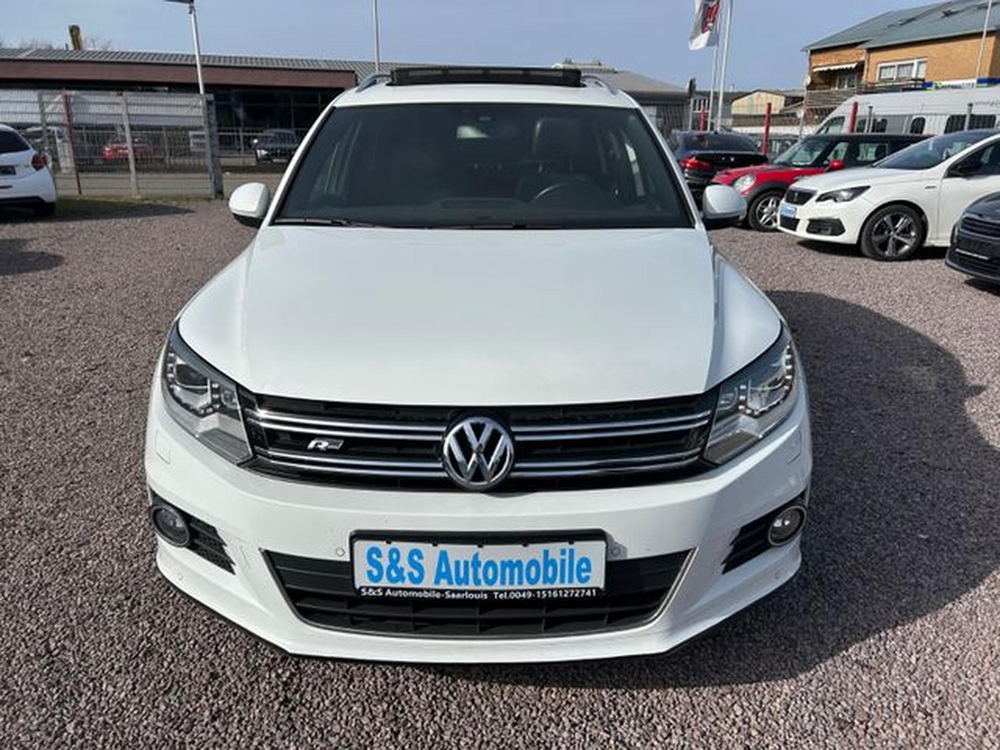 VW Tiguan Tiguan Sport &amp; Style BMT 4Motion *R-Line*Autom.* (2016) - Photo 2