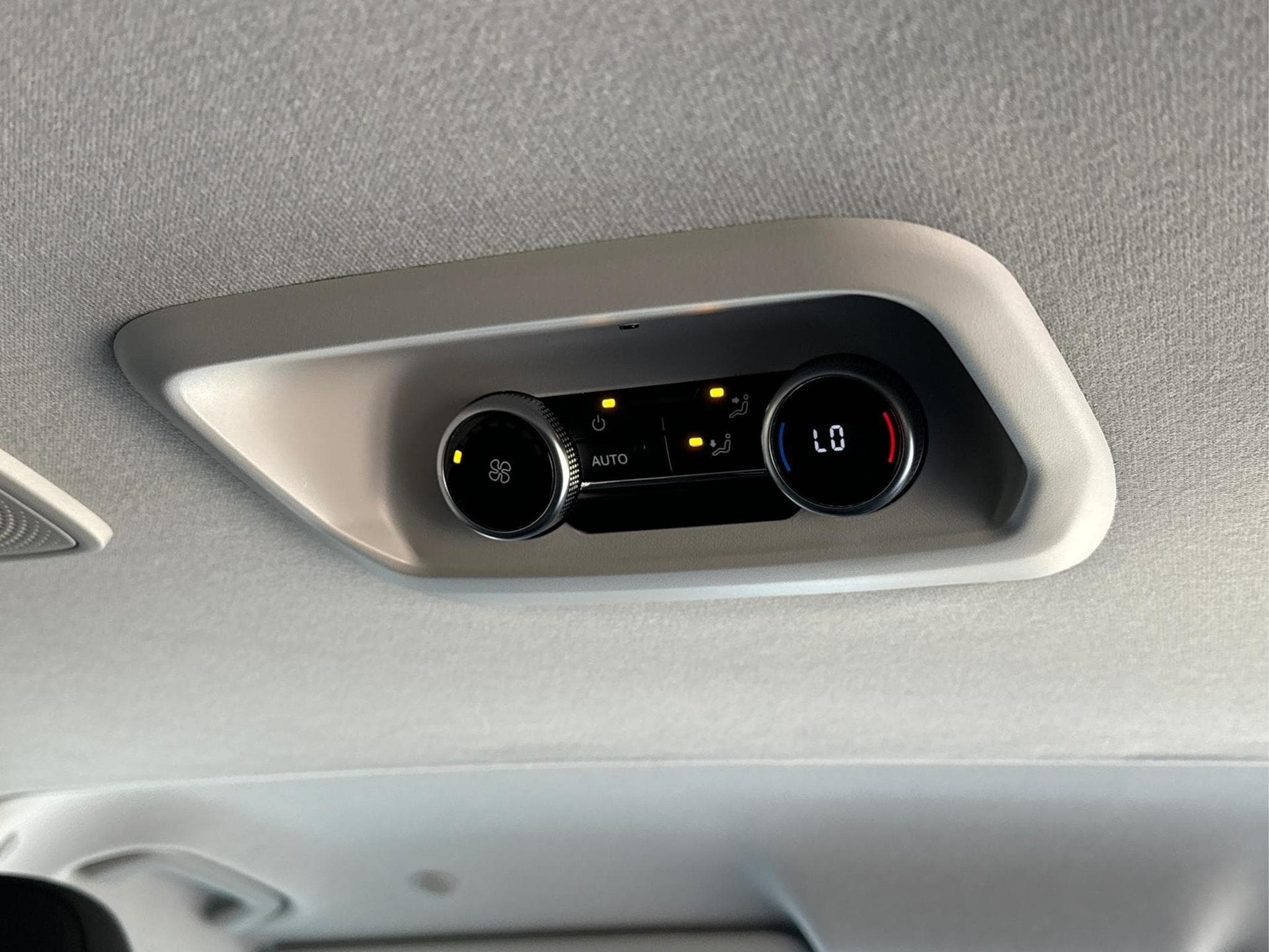 VW T7 Basis (2026) - Photo 18