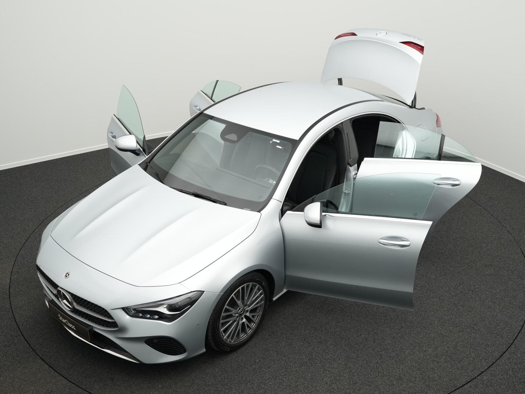 Mercedes CLA 180 d Cpe Progressive LED+Kamera+MBUX+Apple (2024) - Photo 12