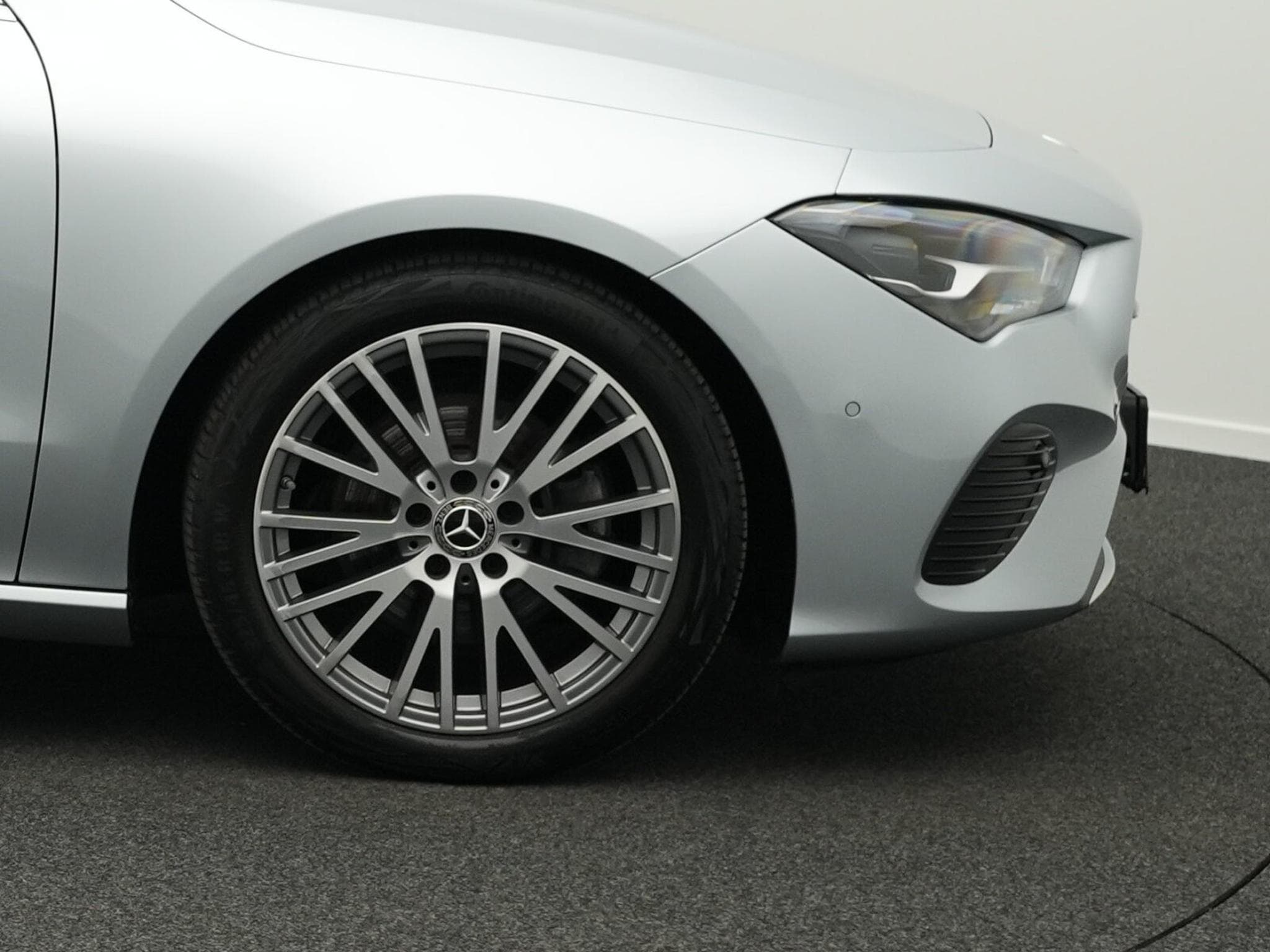 Mercedes CLA 180 d Cpe Progressive LED+Kamera+MBUX+Apple (2024) - Photo 6