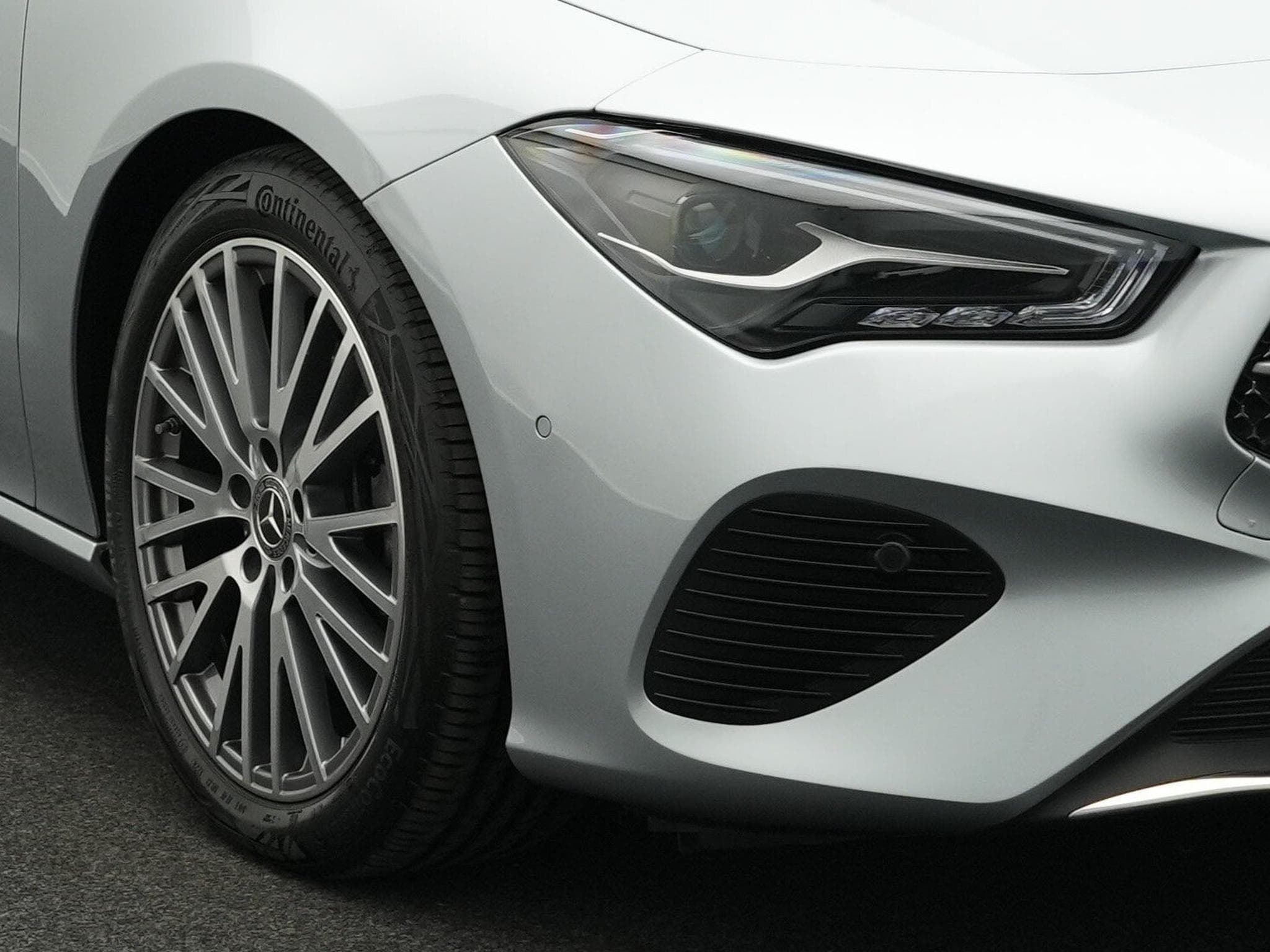 Mercedes CLA 180 d Cpe Progressive LED+Kamera+MBUX+Apple (2024) - Photo 7