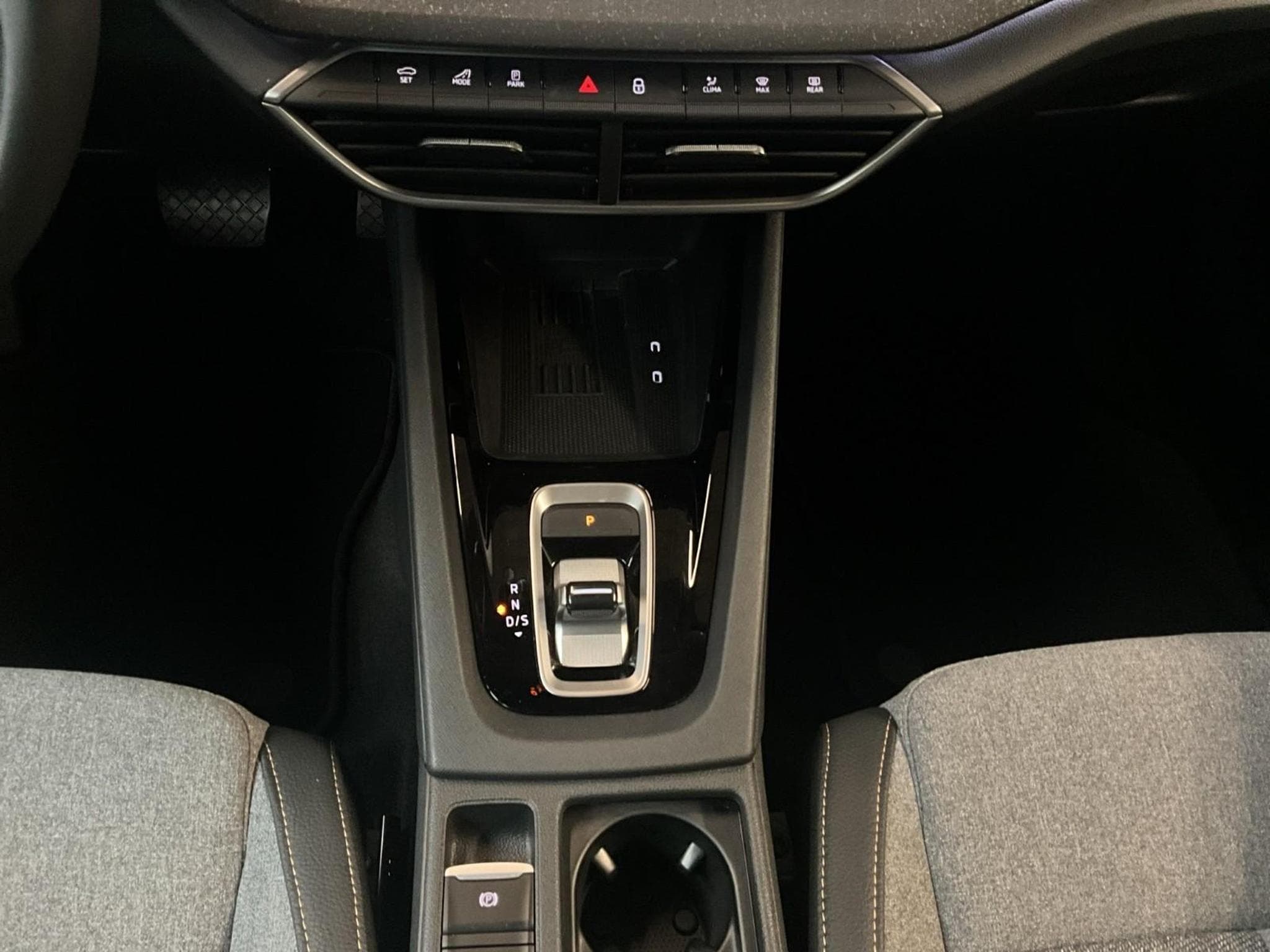 Skoda Octavia Selection+DSG+Led+Navi (2025) - Photo 12