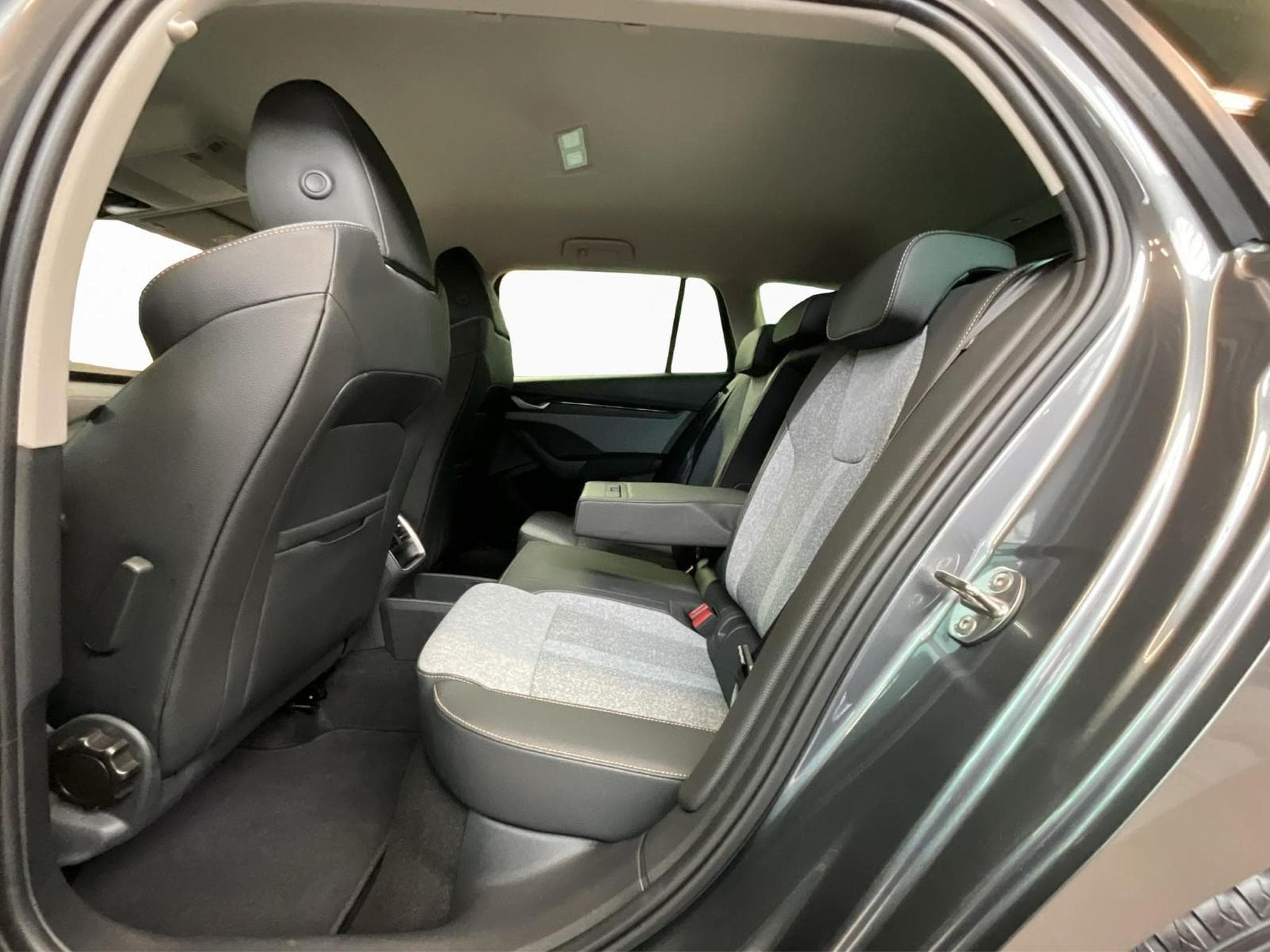 Skoda Octavia Selection+DSG+Led+Navi (2025) - Photo 16