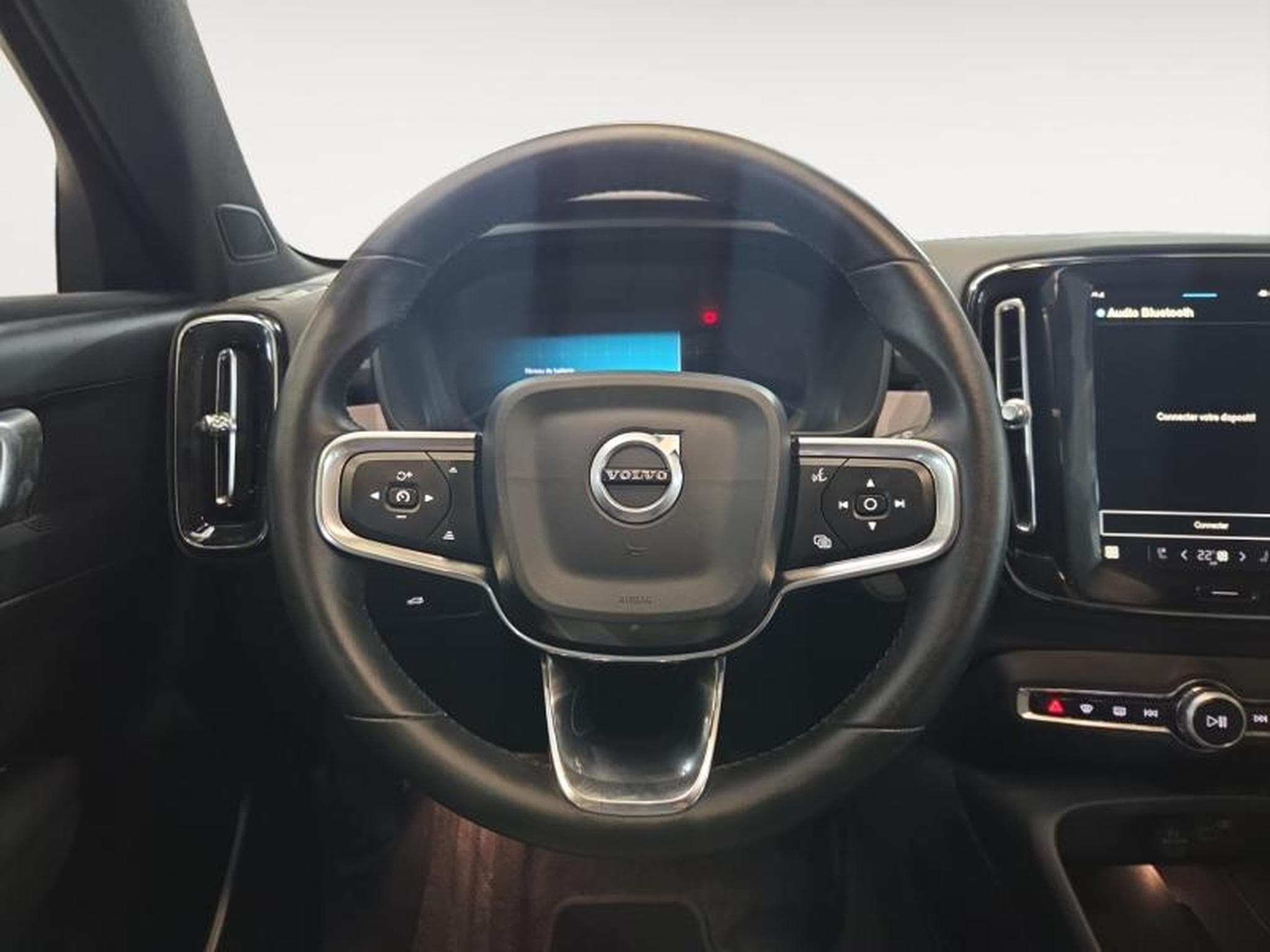 Volvo EX40 Extended Range Plus Electrique (2025) - Photo 12