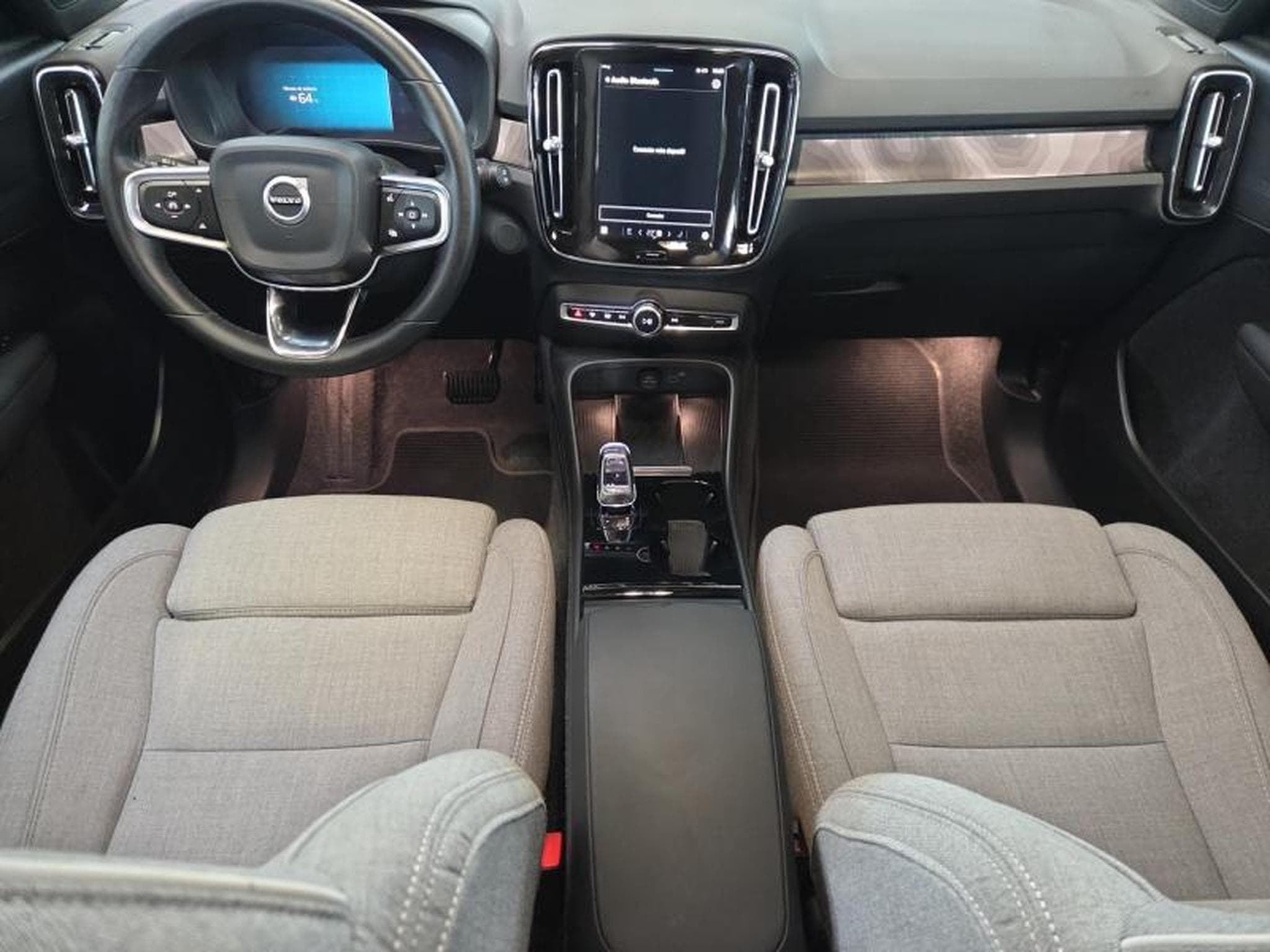 Volvo EX40 Extended Range Plus Electrique (2025) - Photo 3