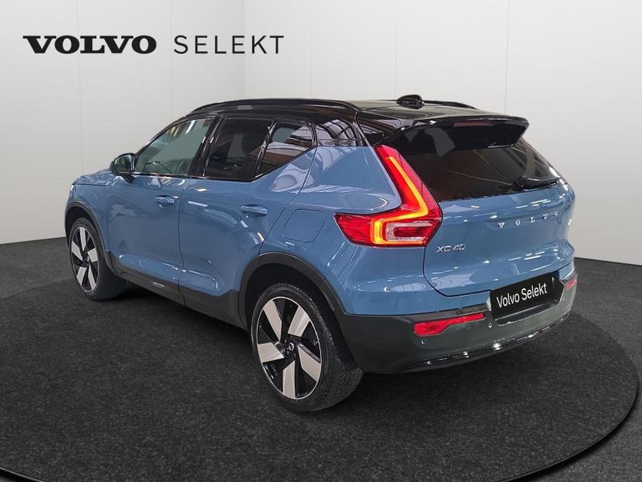 Volvo EX40 Extended Range Plus Electrique (2025) - Photo 5