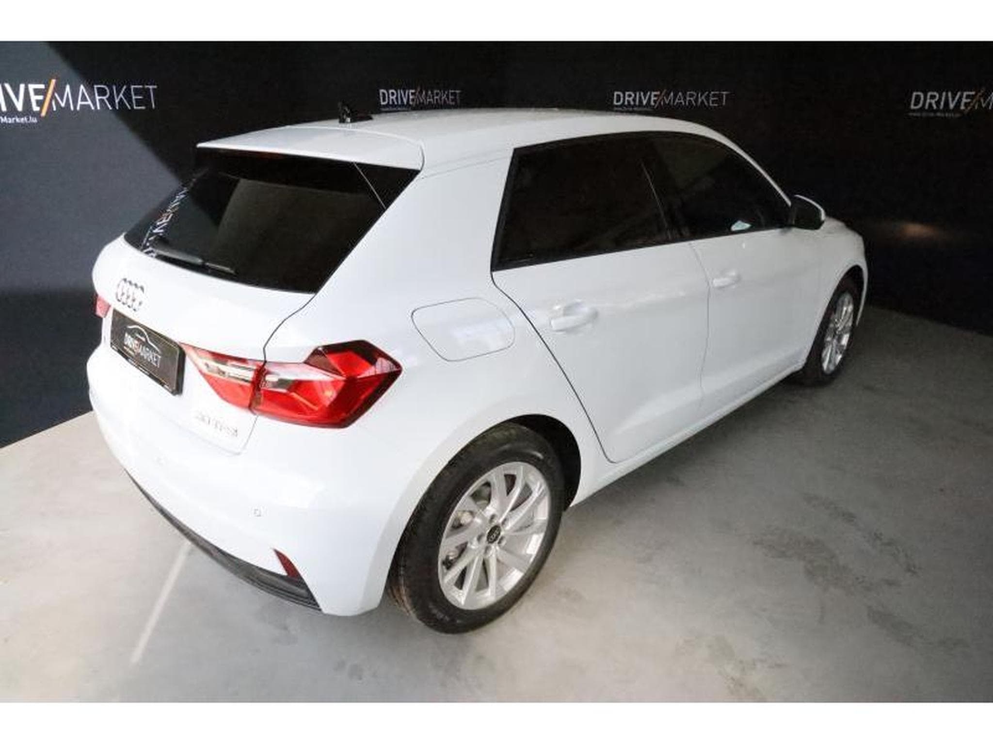 Audi A1 Advanced (2025) - Photo 11