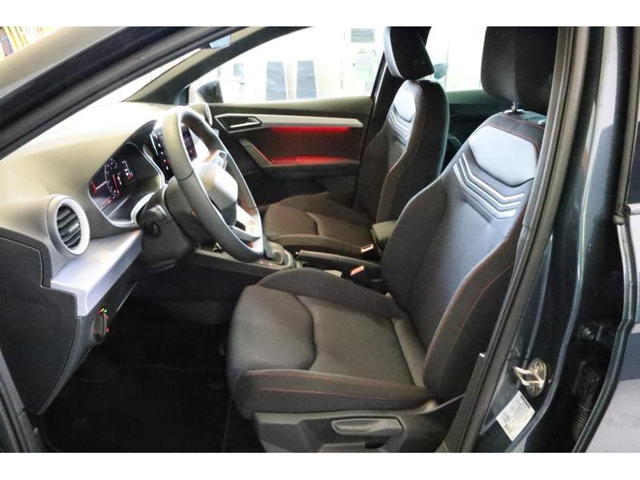 Seat Ibiza FR (2025) - Photo 4