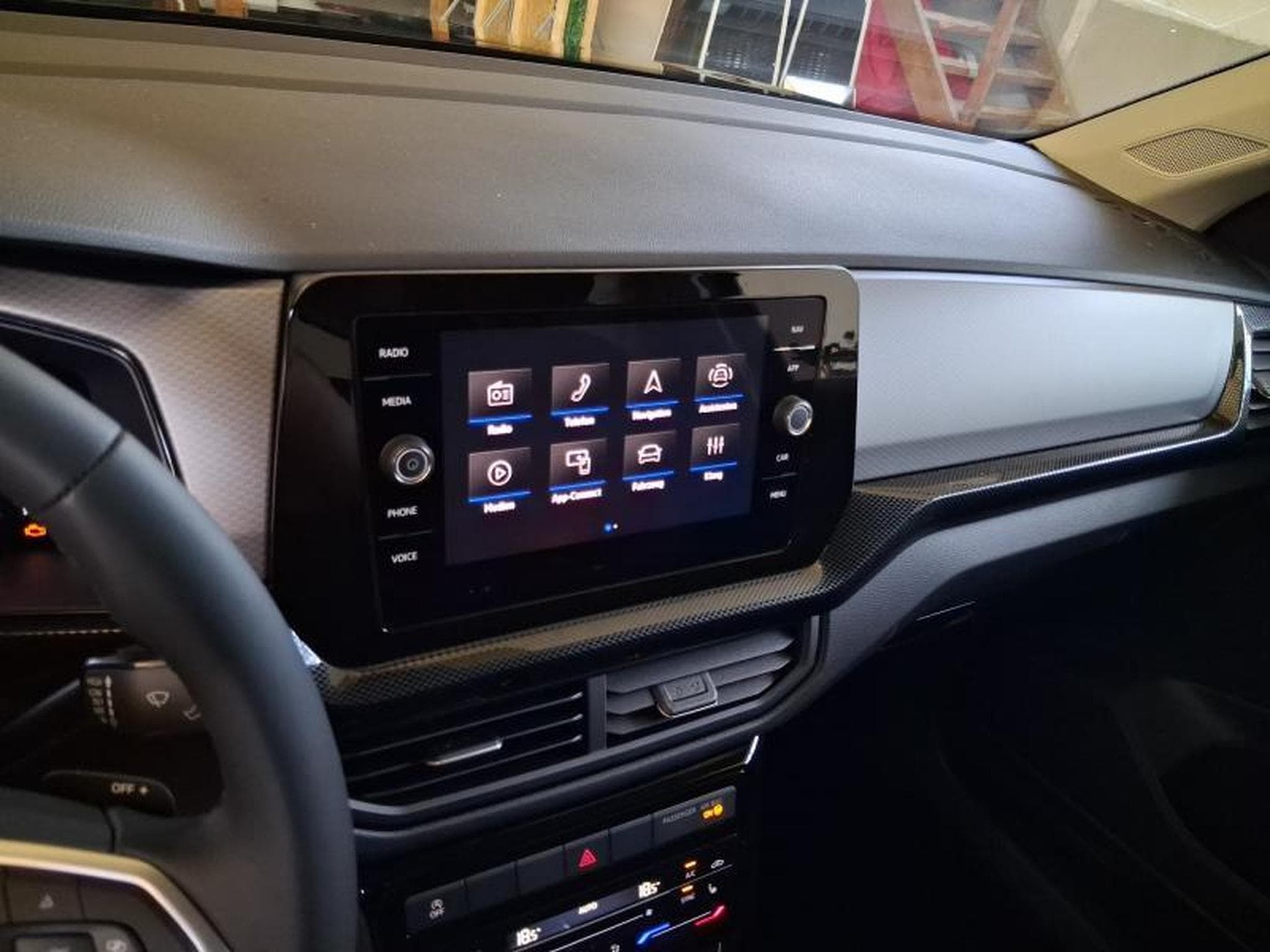VW T-Cross Life (2025) - Photo 6